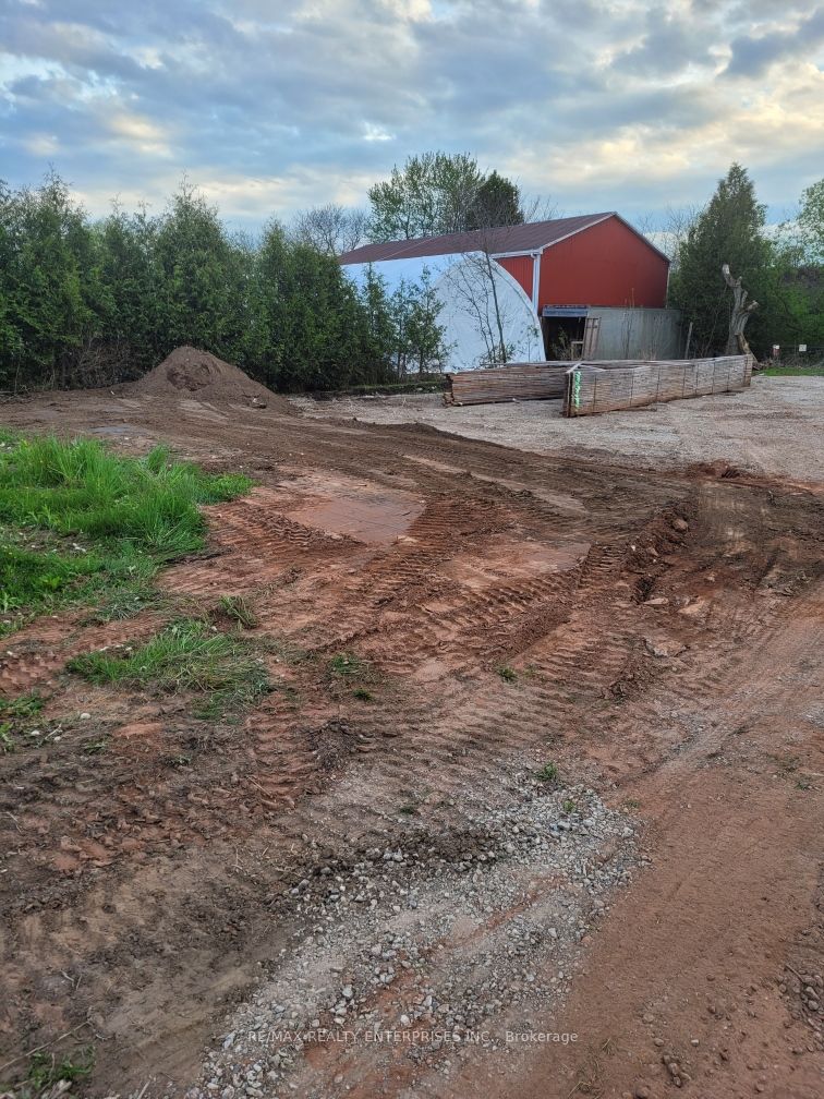 767 Brock Road, Hamilton, ON L9H 5E4 photo 2