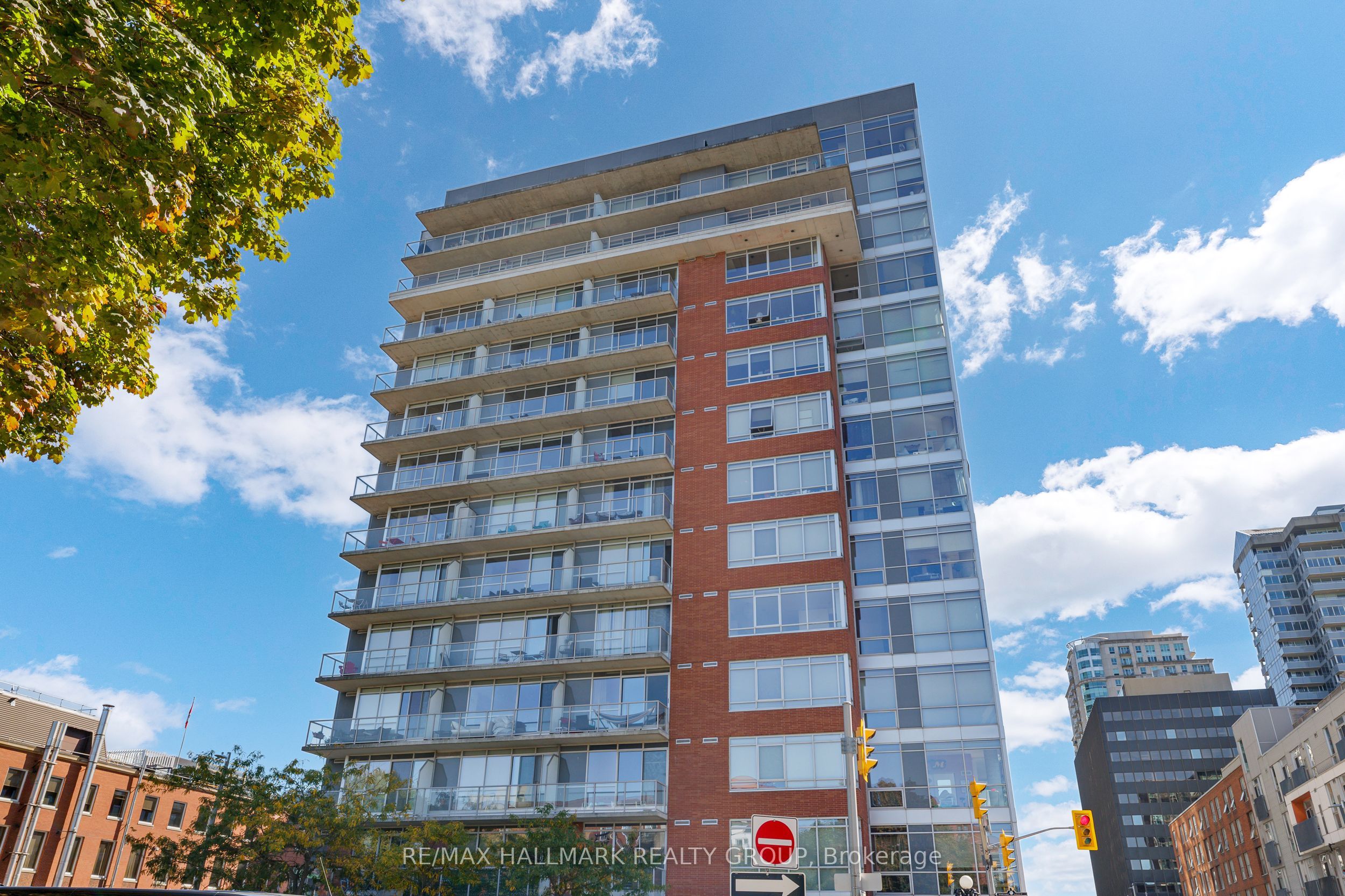 180 York Street 210, Lower Town - Sandy Hill, ON K1N 1J6 photo 3