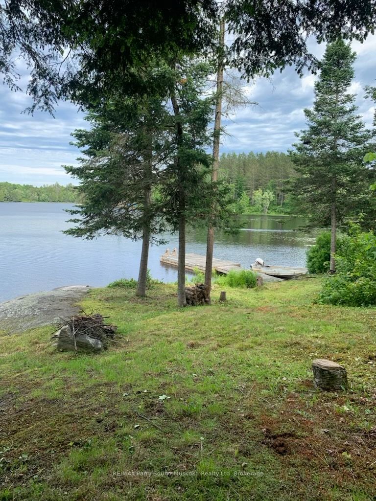 00 JACK'S, Parry Sound Remote Area, ON P0H 1A0 photo 2