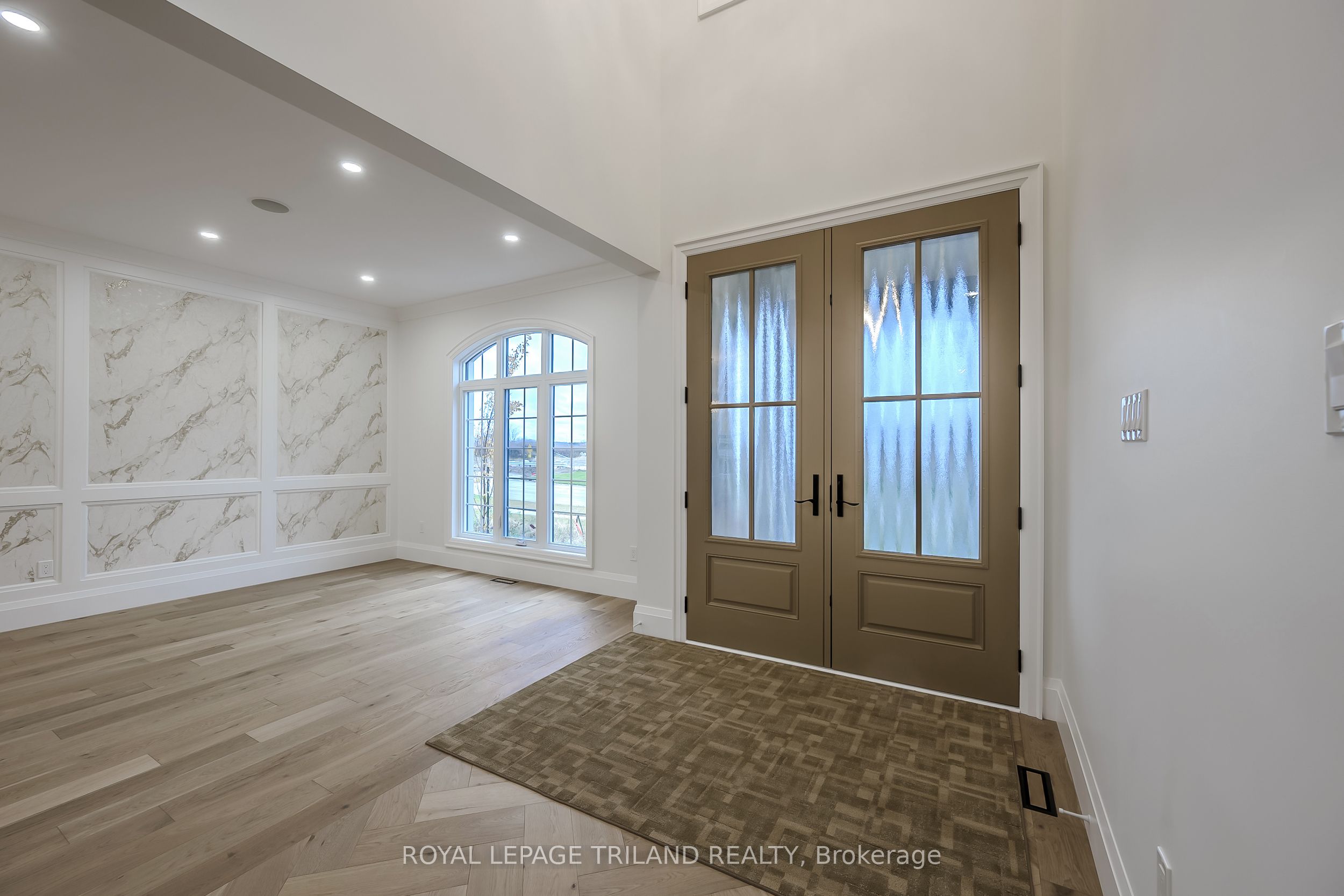 4038 AYRSHIRE Avenue, London South, ON N6P 0H7 photo 3
