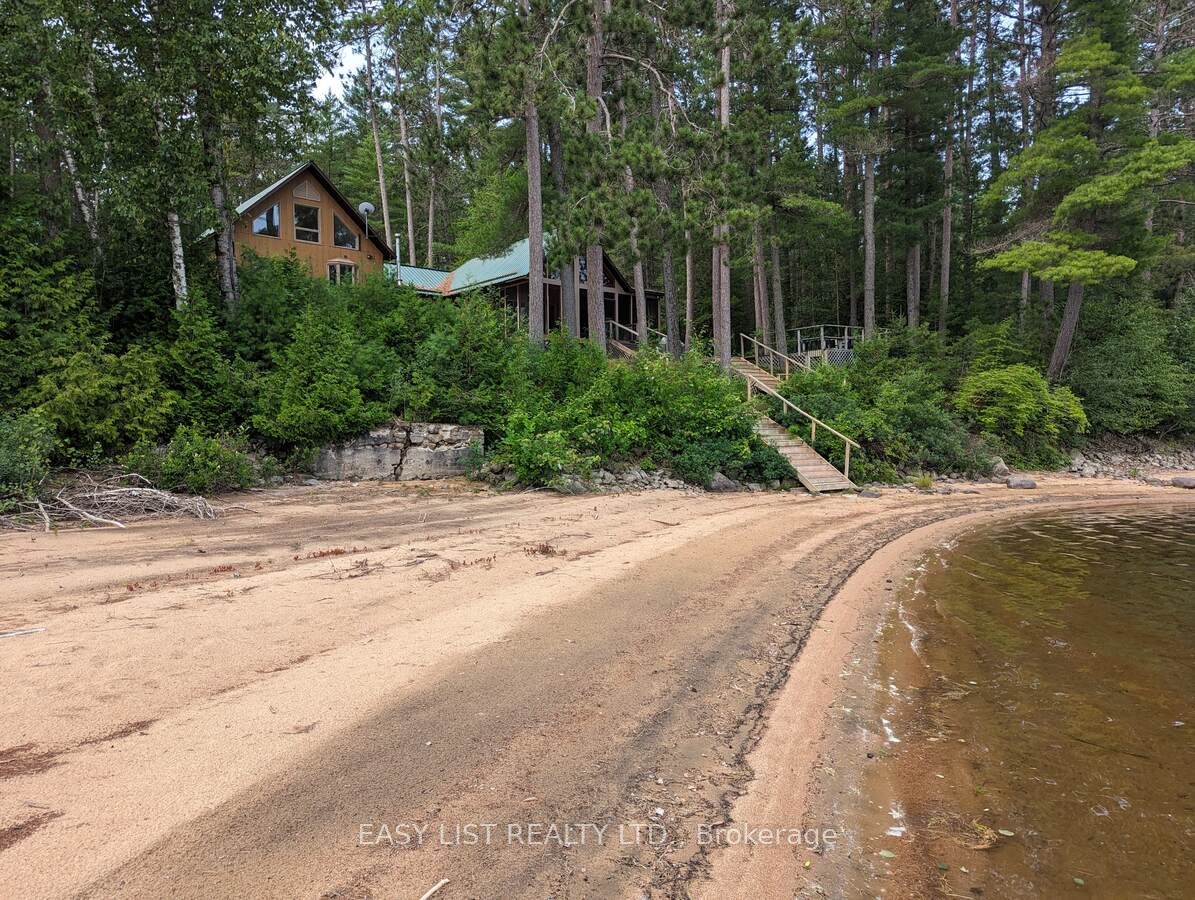 35692 Hwy 17, Laurentian Hills, ON K0J 1P0