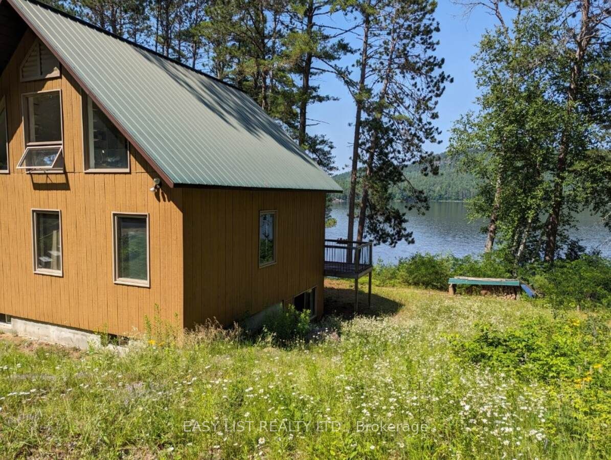 35692 Hwy 17, Laurentian Hills, ON K0J 1P0 photo 3