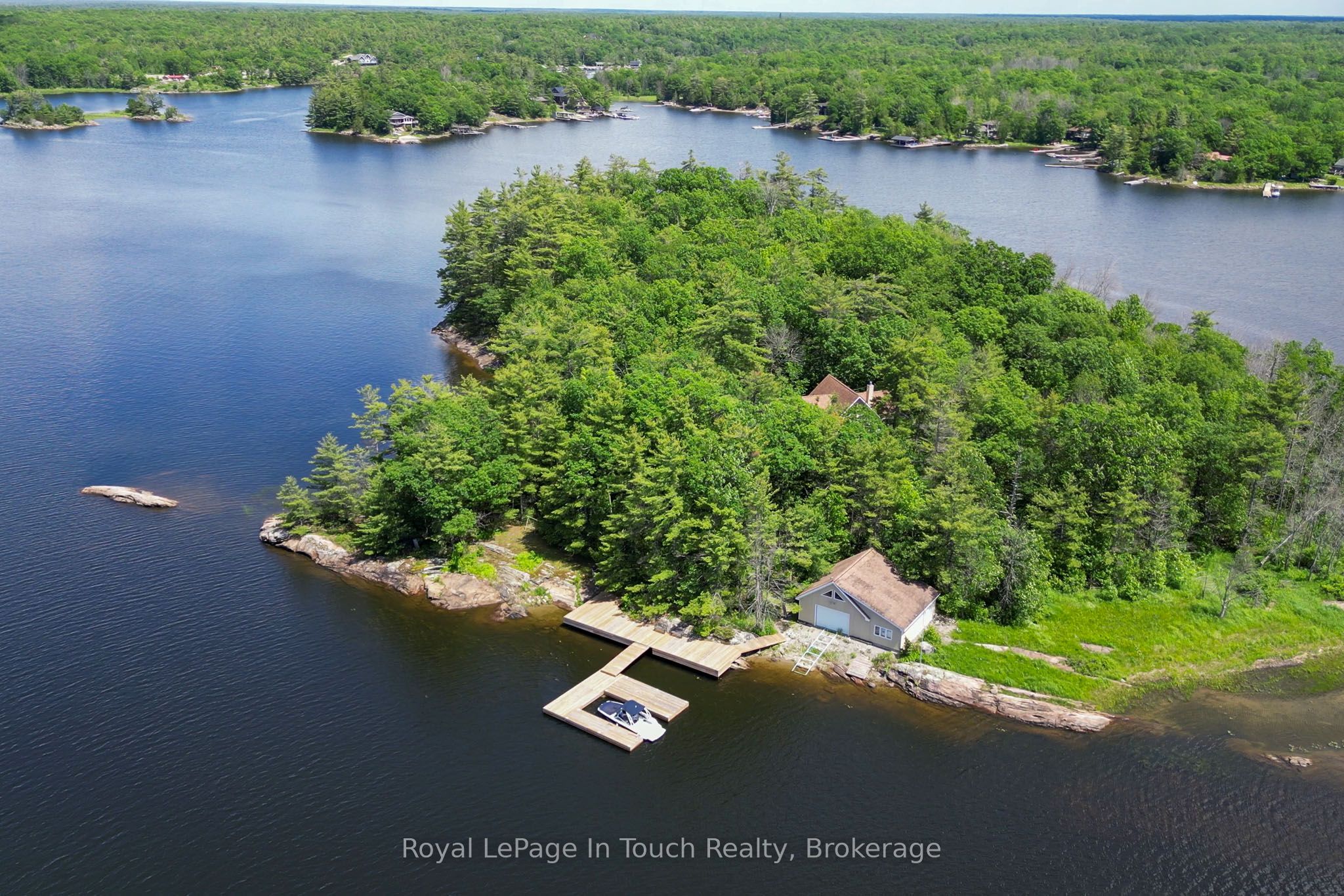2 Island 880 N/A, Georgian Bay, ON L0K 1S0