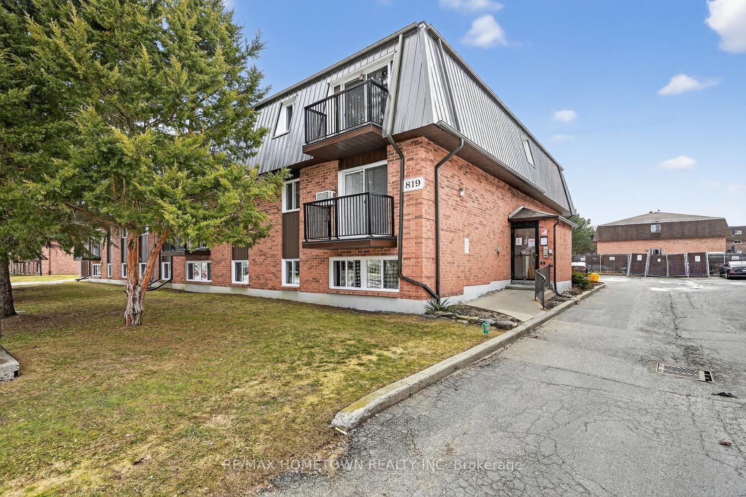 819 Macodrum Drive 15, Brockville, ON K6V 6P6