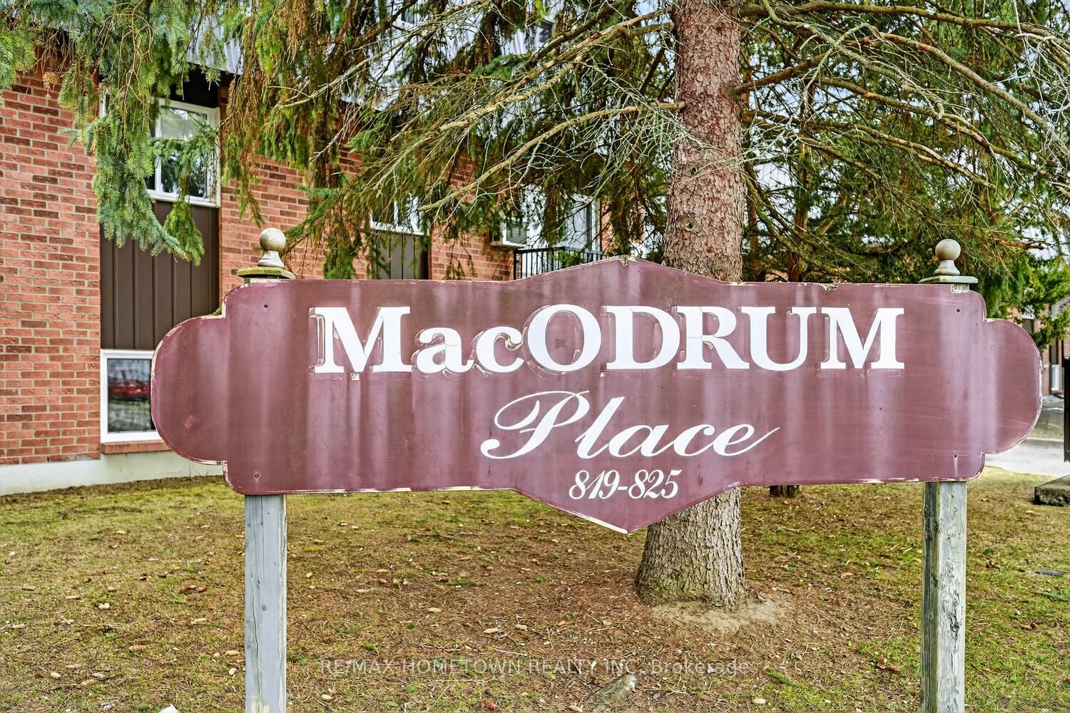 819 Macodrum Drive 15, Brockville, ON K6V 6P6 photo 2
