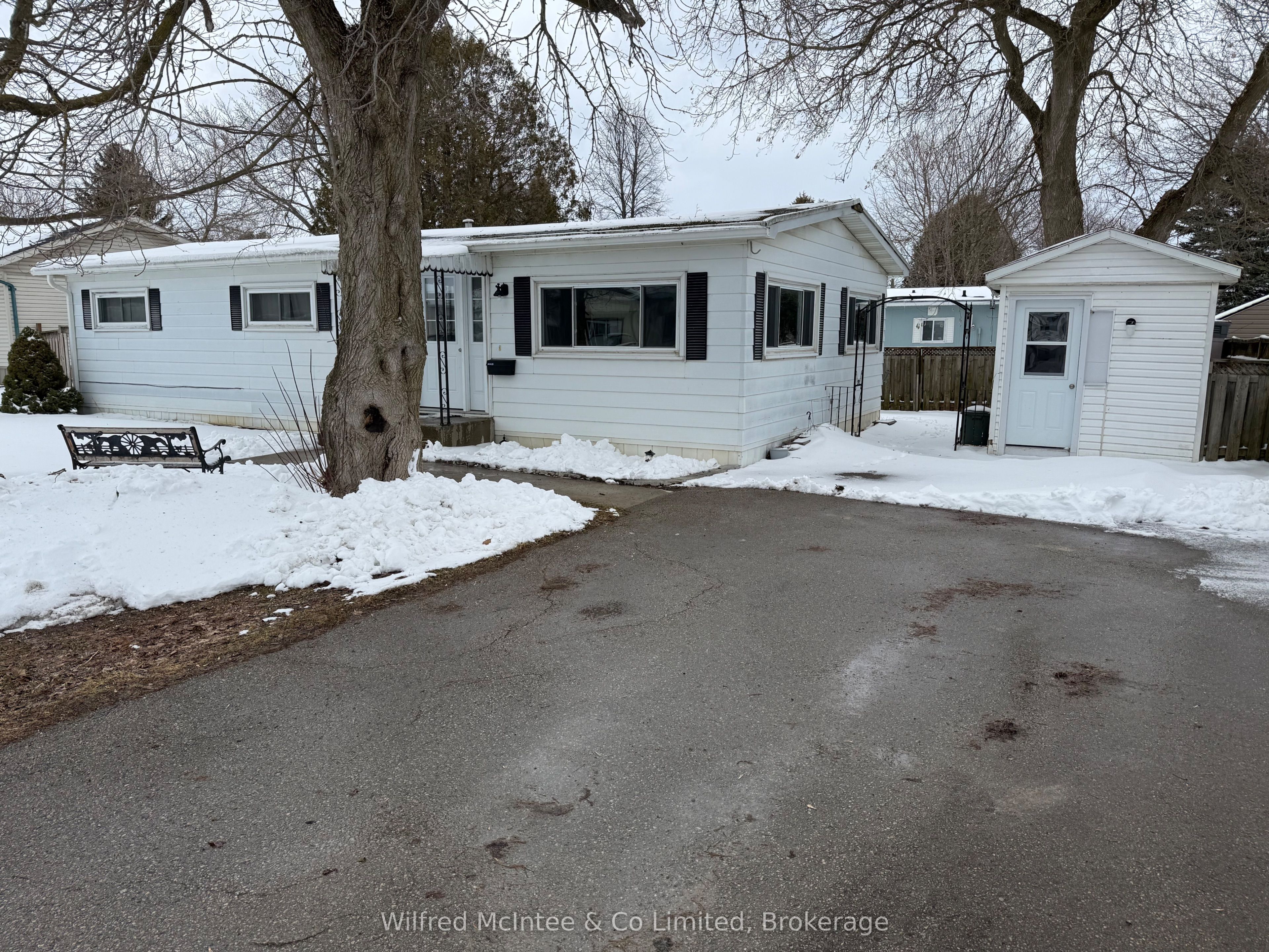 20 Cardinal Street, Brockton, ON N0G 2V0 photo 3