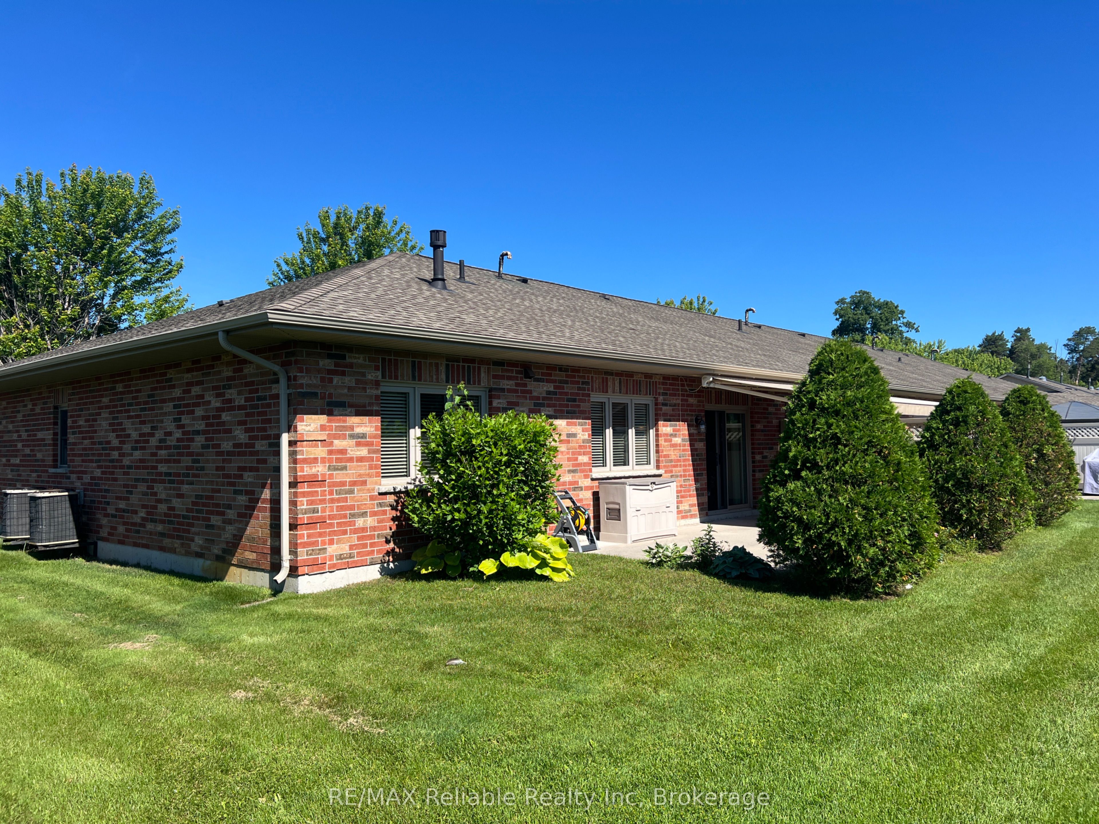 15 Bayfield Mews Lane, Bluewater, ON N0M 1G0 photo 4