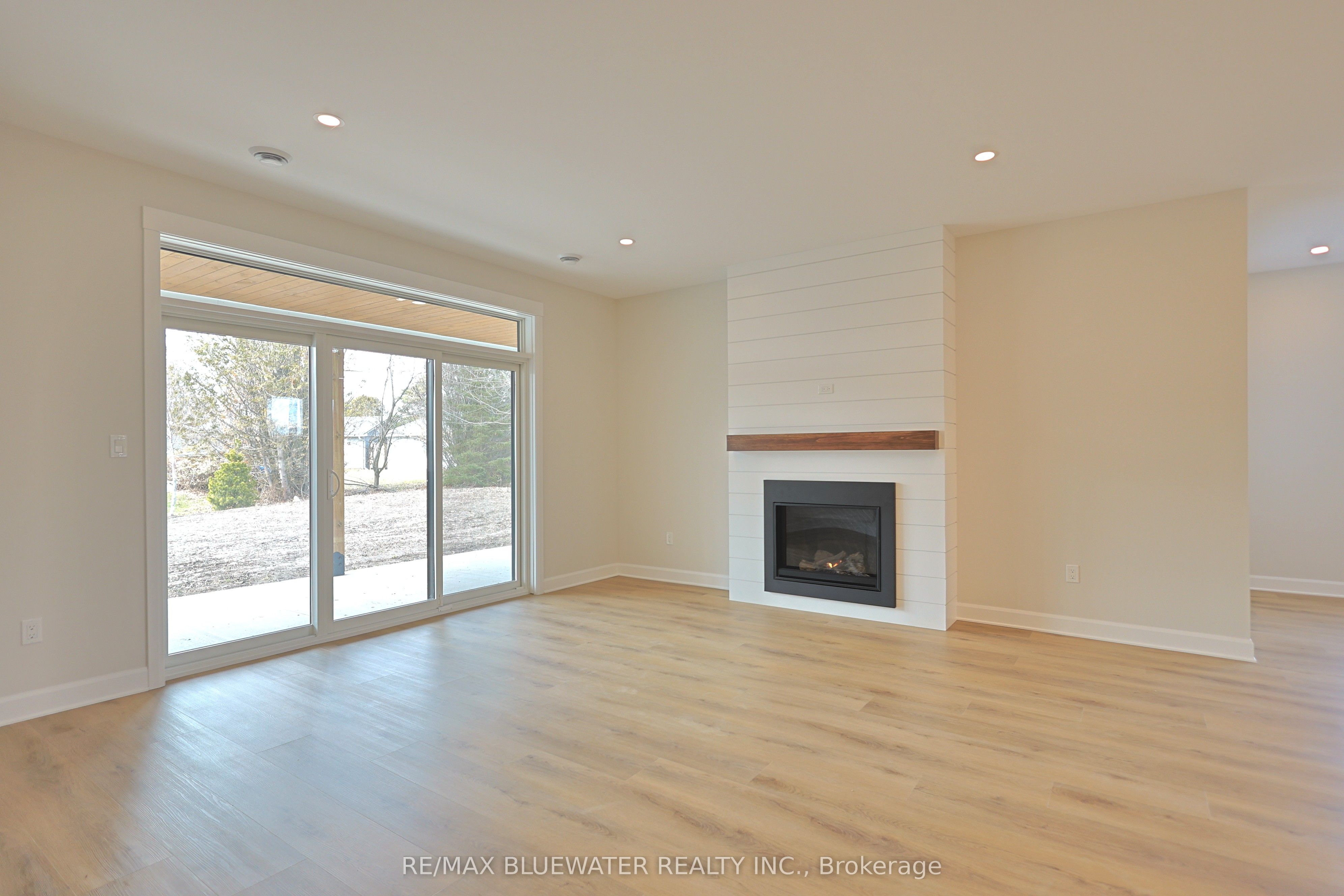 72623 Stanley Street, Bluewater, ON N0M 2T0 photo 5