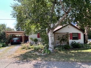 15 Sturtivans Lane, Front of Leeds & Seeleys Bay, ON K7G 2V4