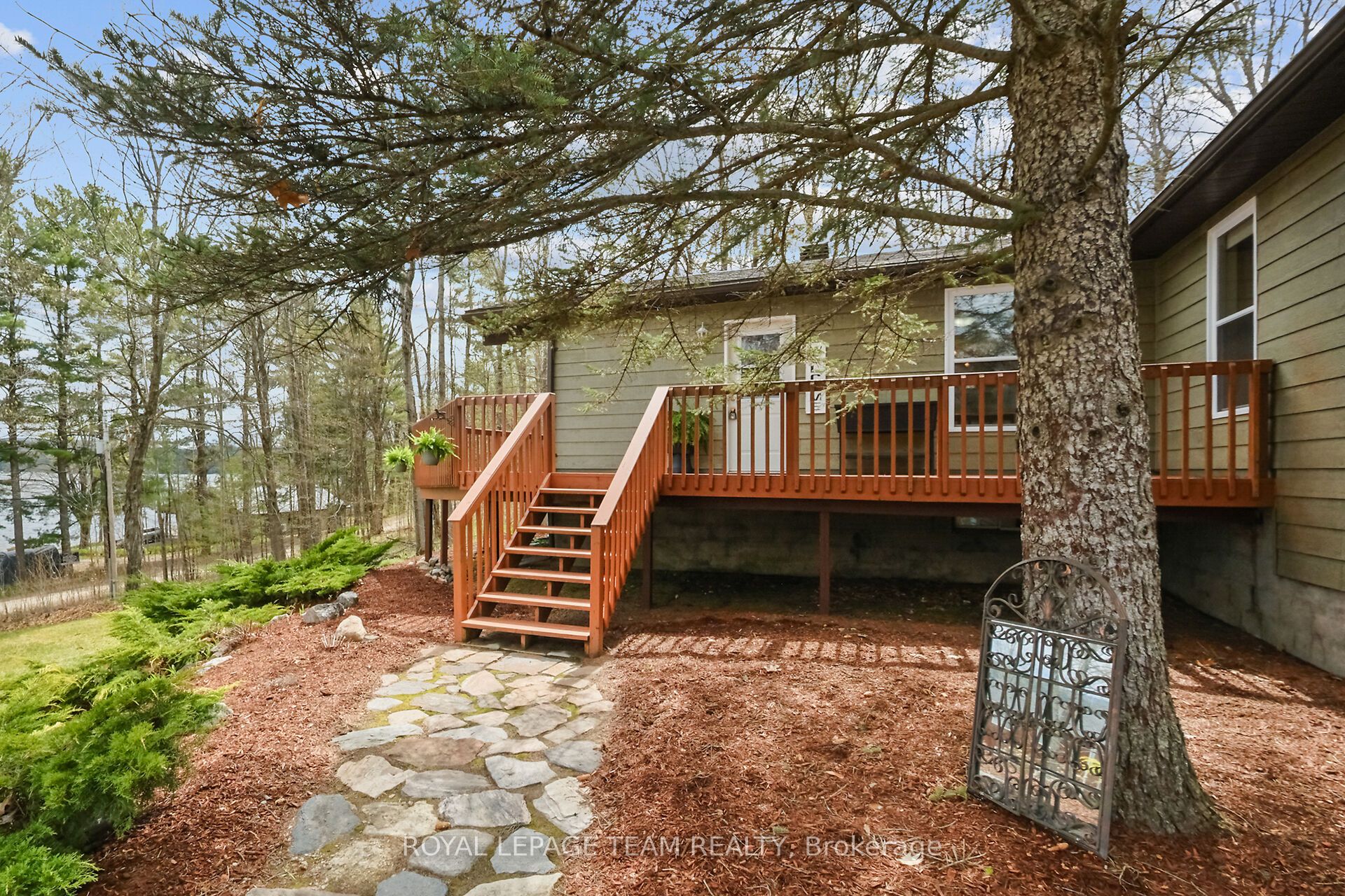371 Kennedy Road, Greater Madawaska, ON K0J 1H0 photo 4