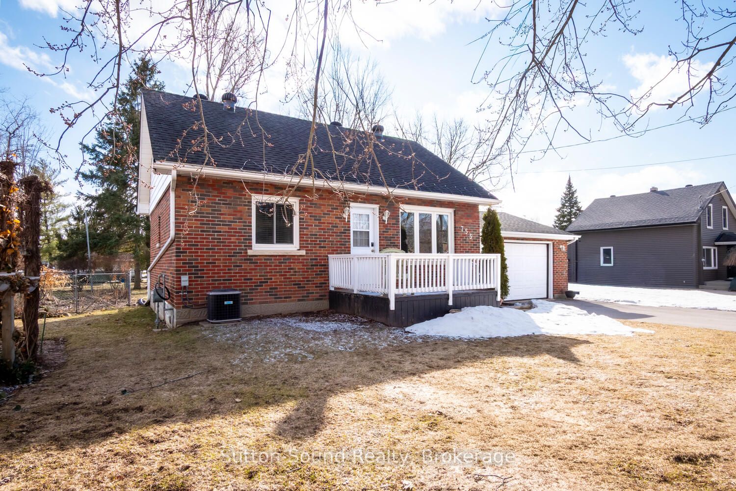 755 17th Street E, Owen Sound, ON N4K 2A4 photo 3