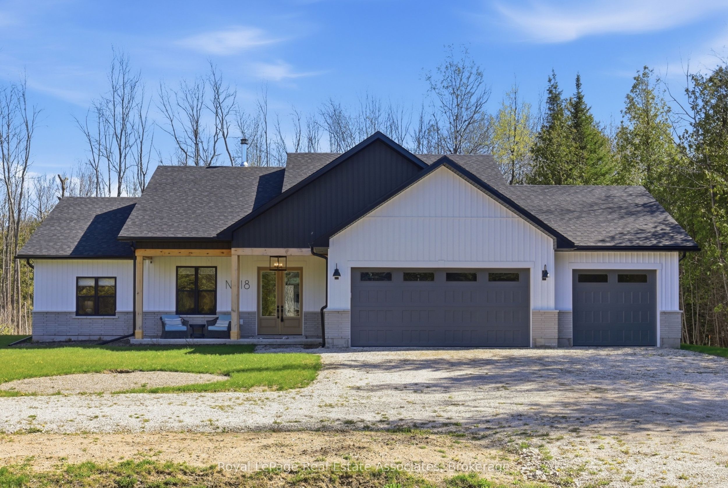 18 Tamarac Road, South Bruce Peninsula, ON N0H 2T0