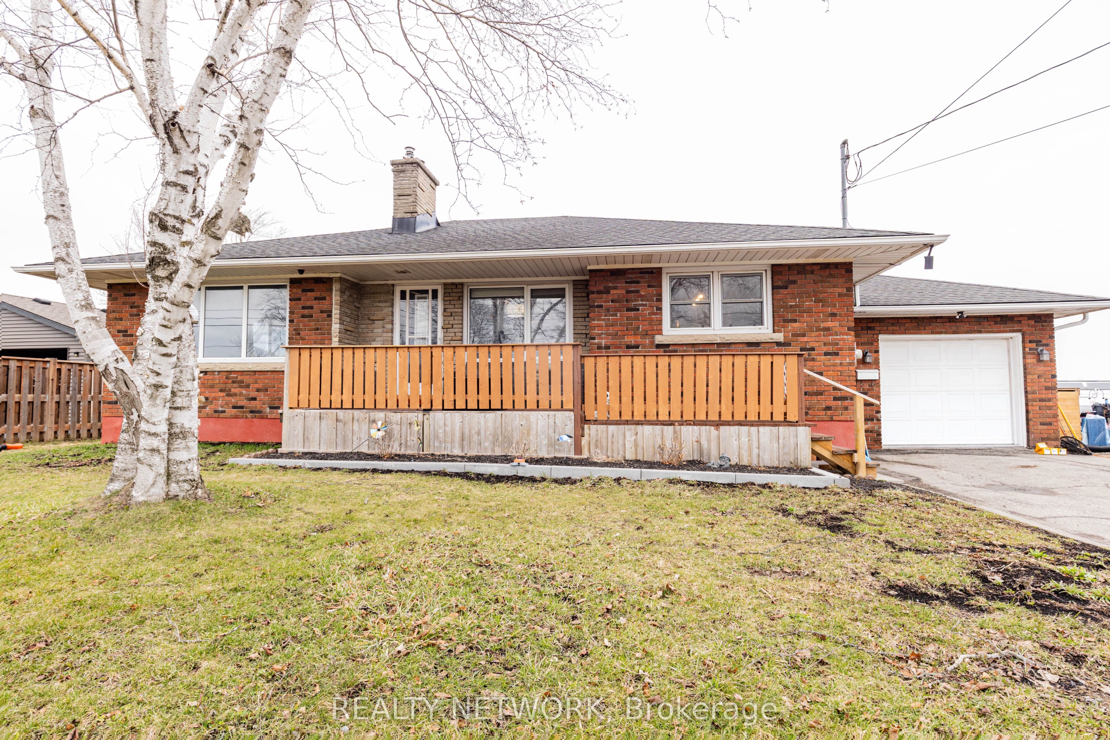 452 QUAKER Road, Welland, ON L3C 3G8