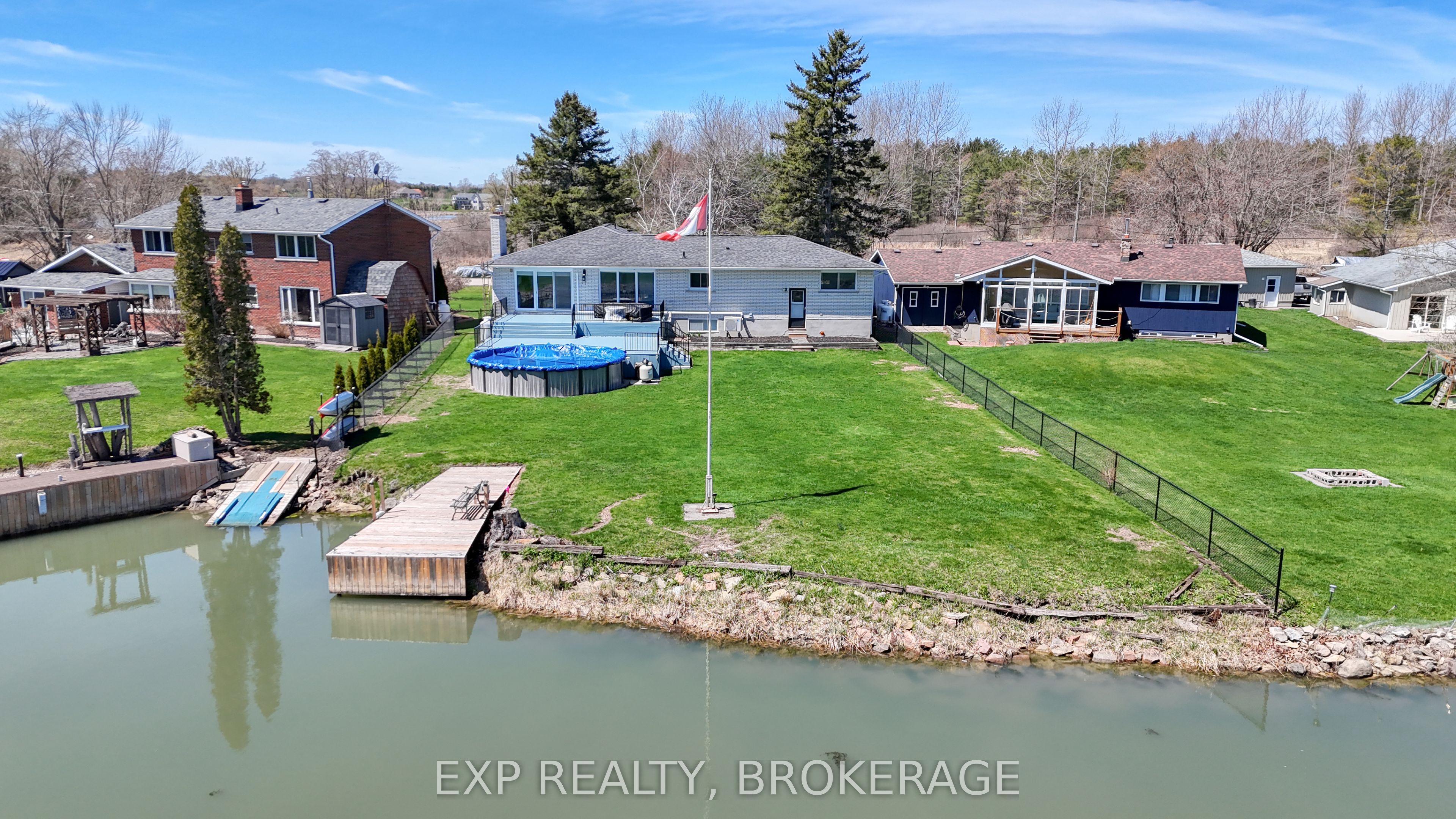 72 WILLOWBANK Road W, Front of Leeds & Seeleys Bay, ON K7G 2V5 photo 2