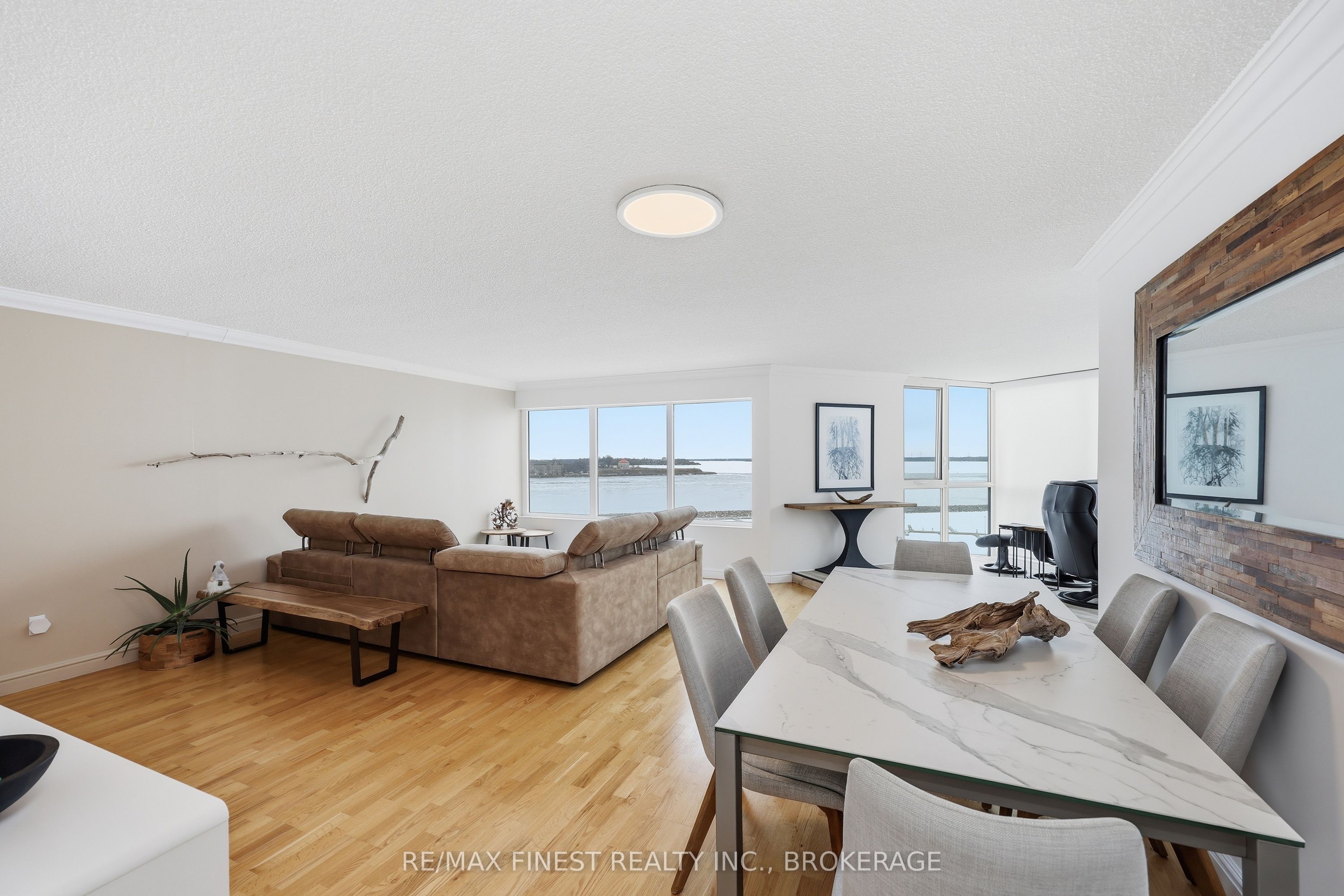 185 Ontario Street 608, Kingston, ON K7L 2Y7 photo 2