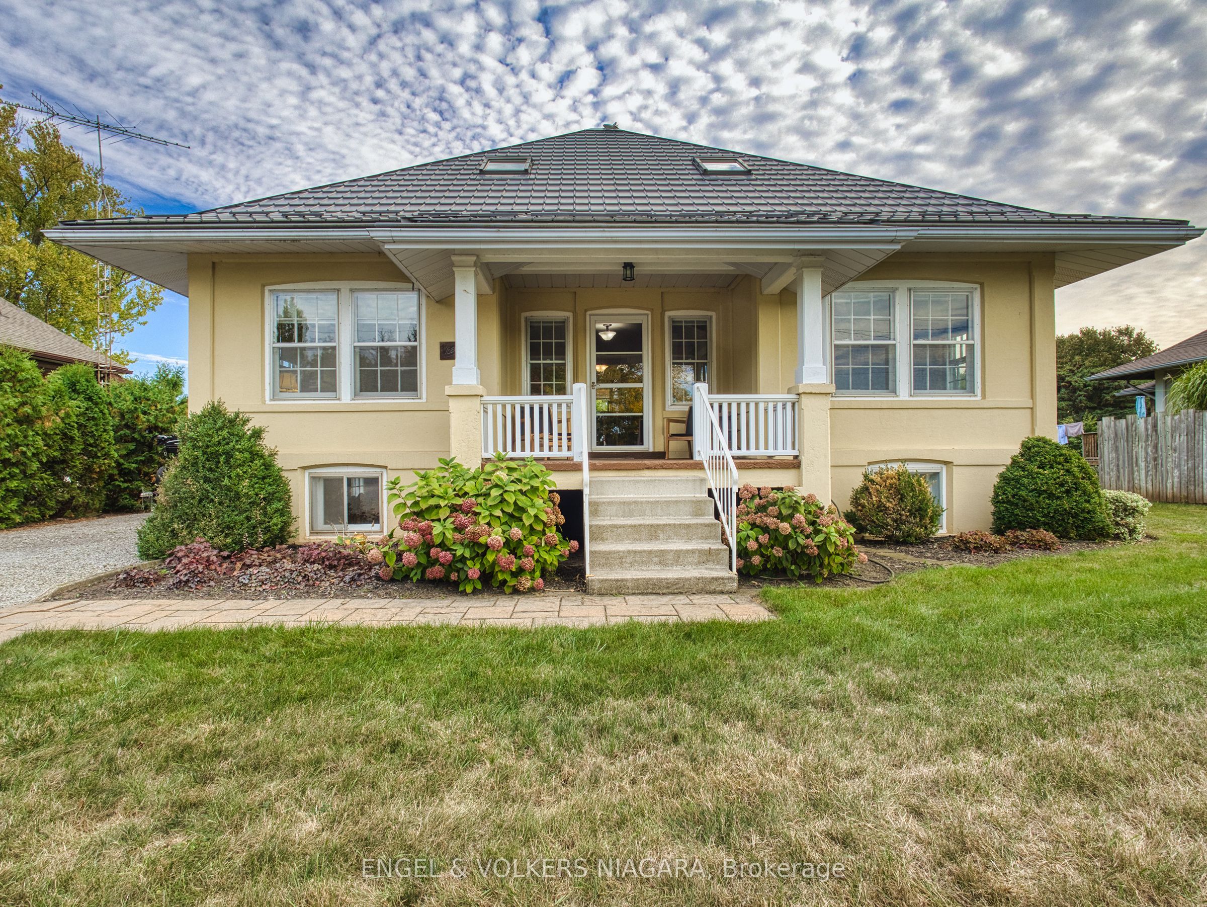 1577 Line 6 Road, Niagara-on-the-Lake, ON L0S 1J0