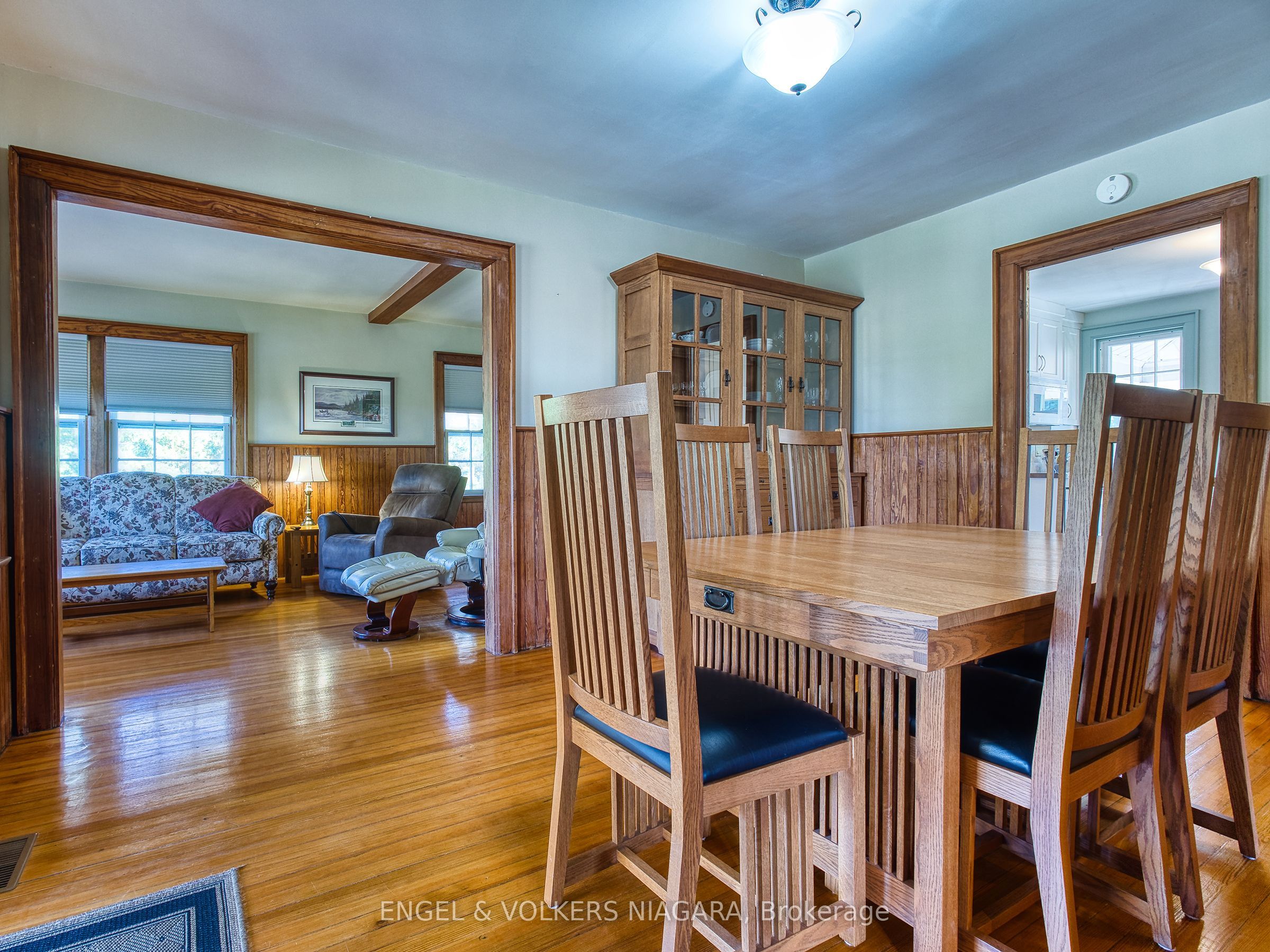 1577 Line 6 Road, Niagara-on-the-Lake, ON L0S 1J0 photo 5
