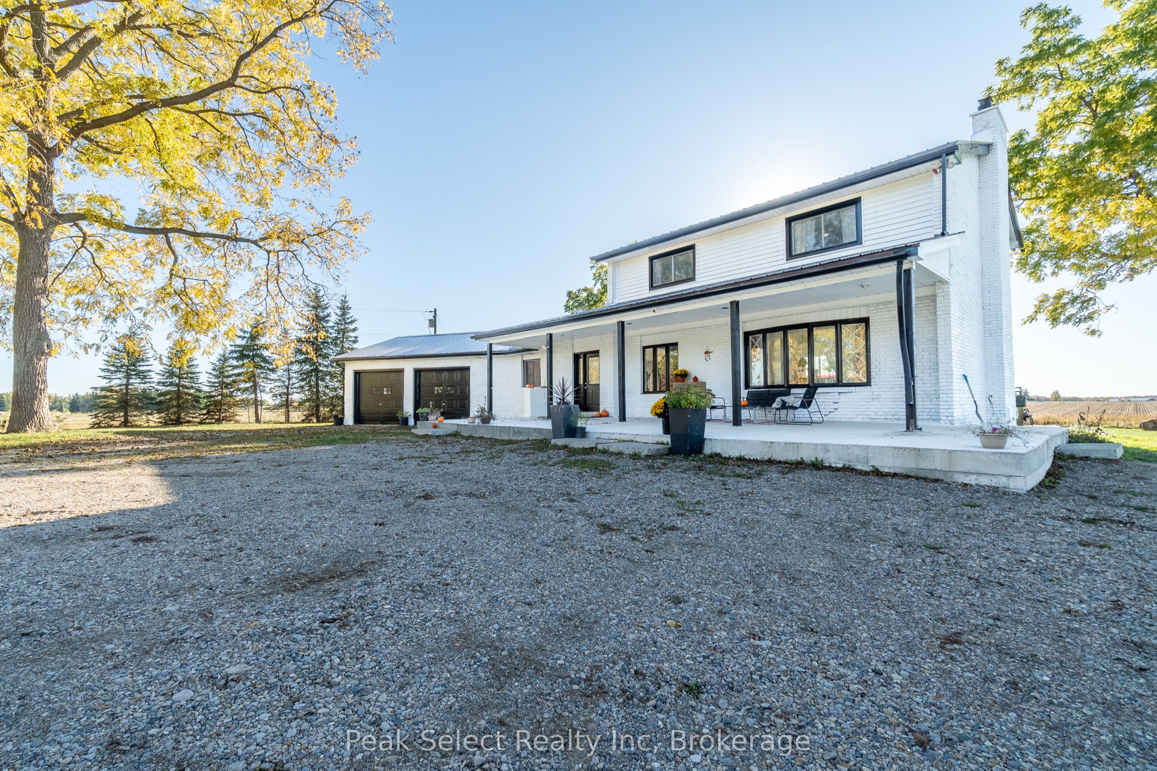 1982 Road 163, Perth South, ON N4X 1C4