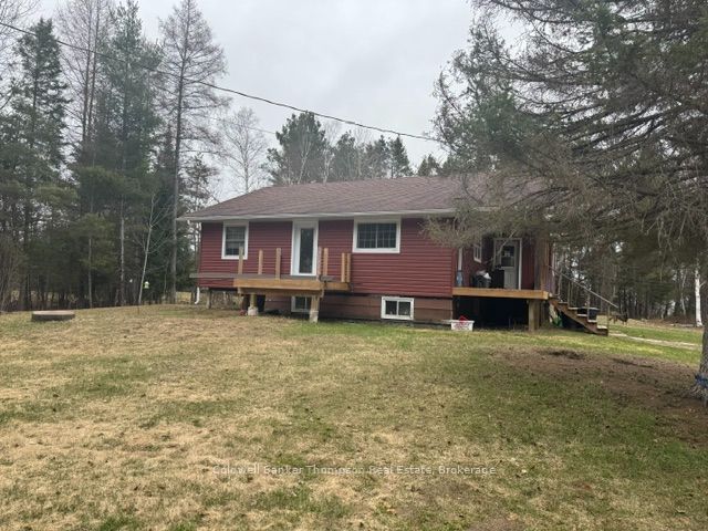 605 Sweezy Street, Powassan, ON P0H 2L0 photo 2