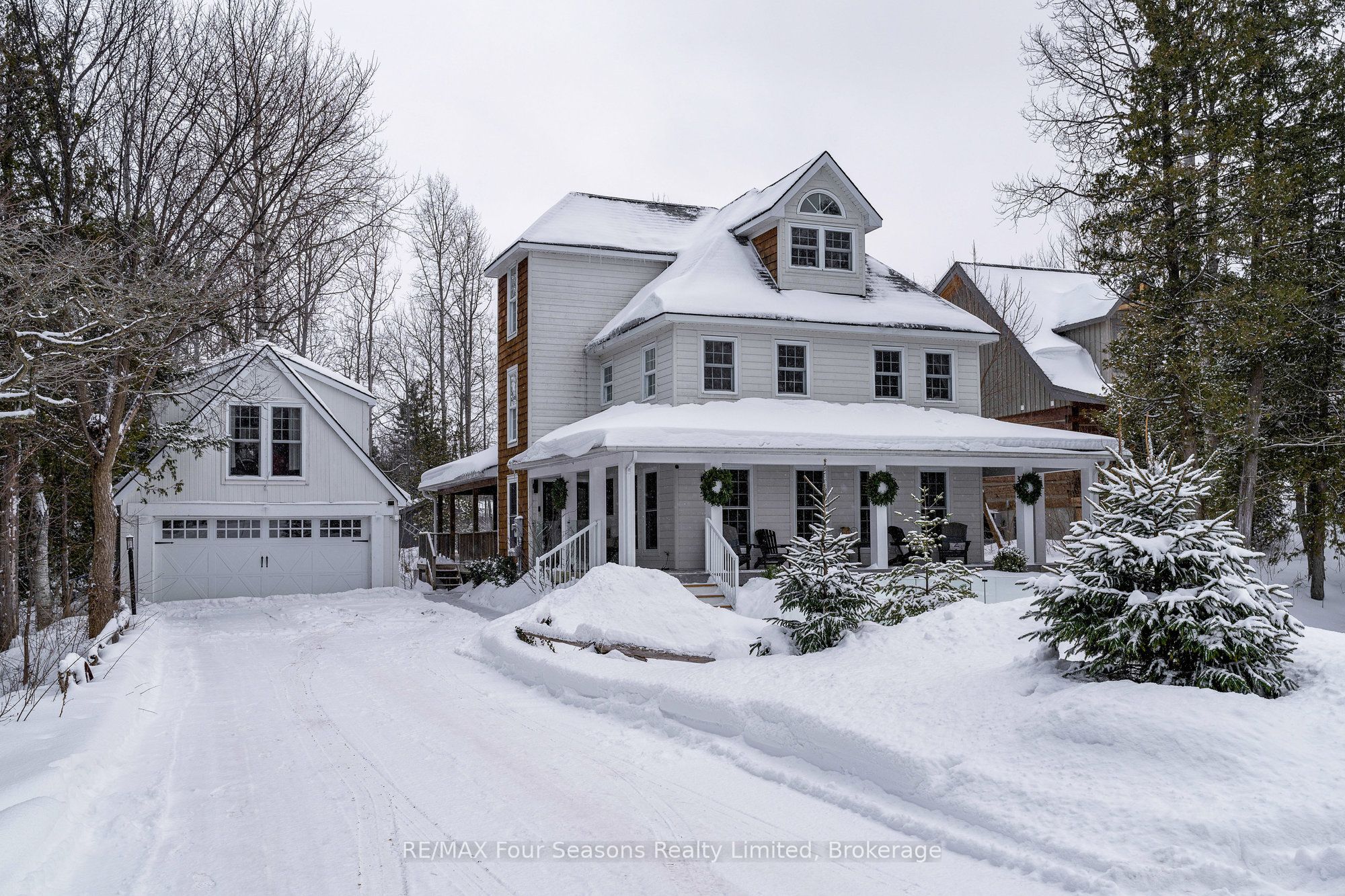 141 Aspen Way, Blue Mountains, ON L9Y 0S7 photo 2
