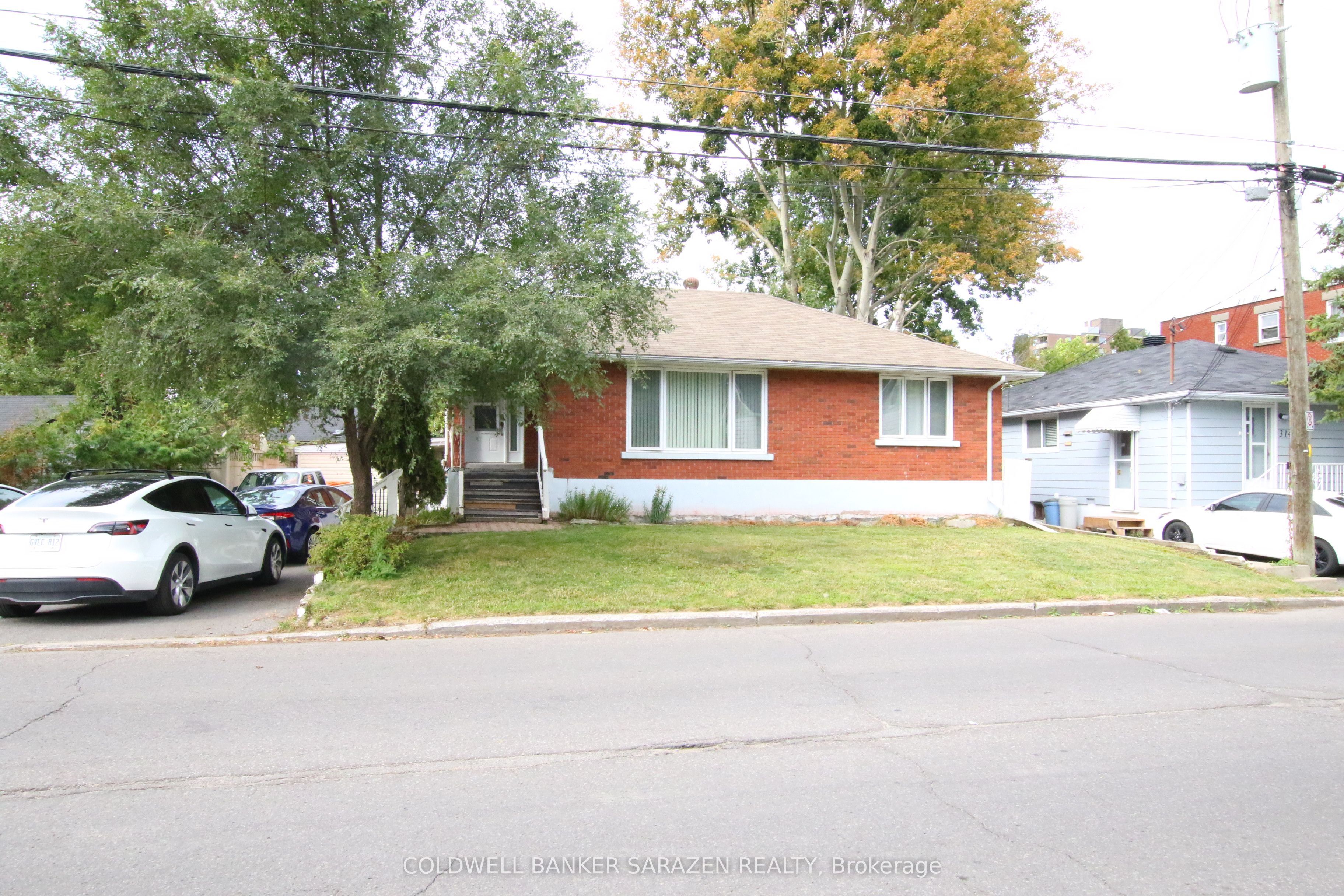 316 Lafontaine Avenue, Vanier and Kingsview Park, ON K1L 6X2 photo 4