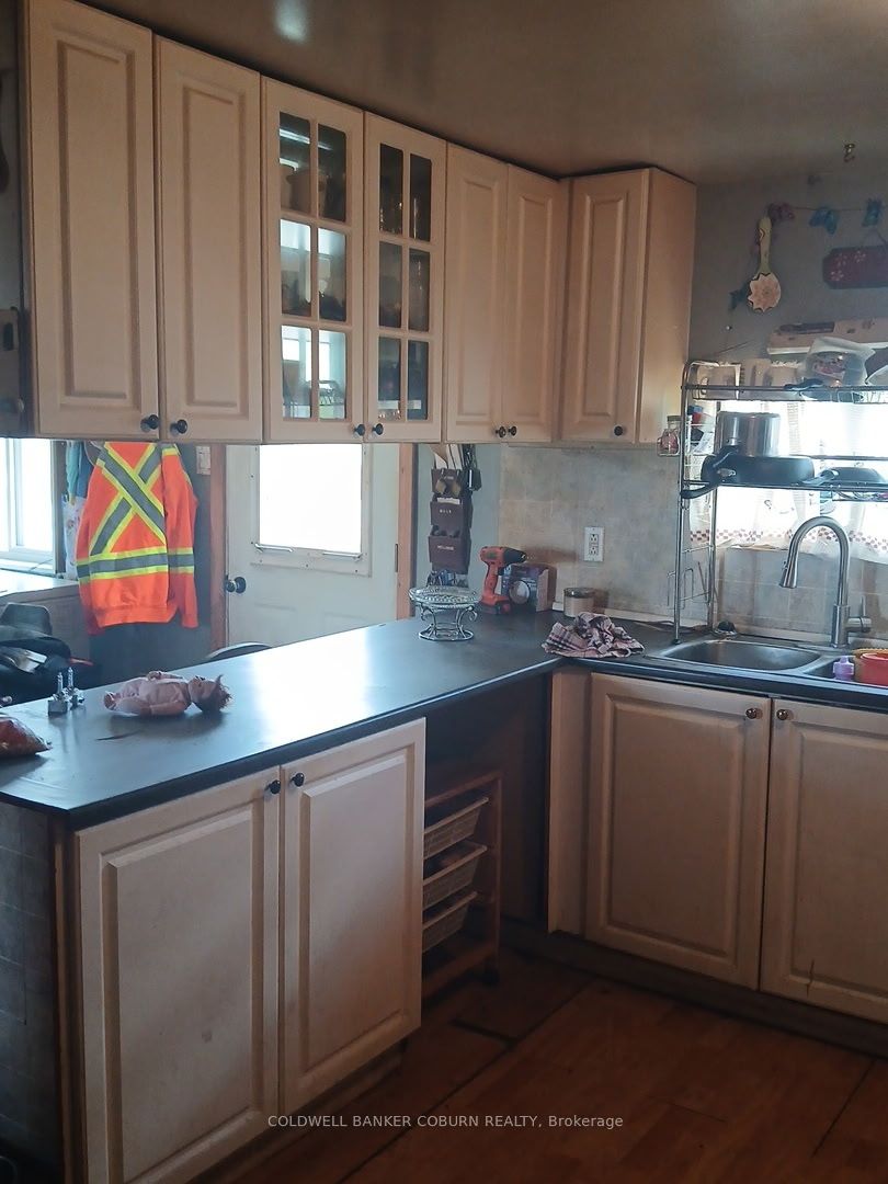 11574 Rowena Road, South Dundas, ON K0E 1K0 photo 2