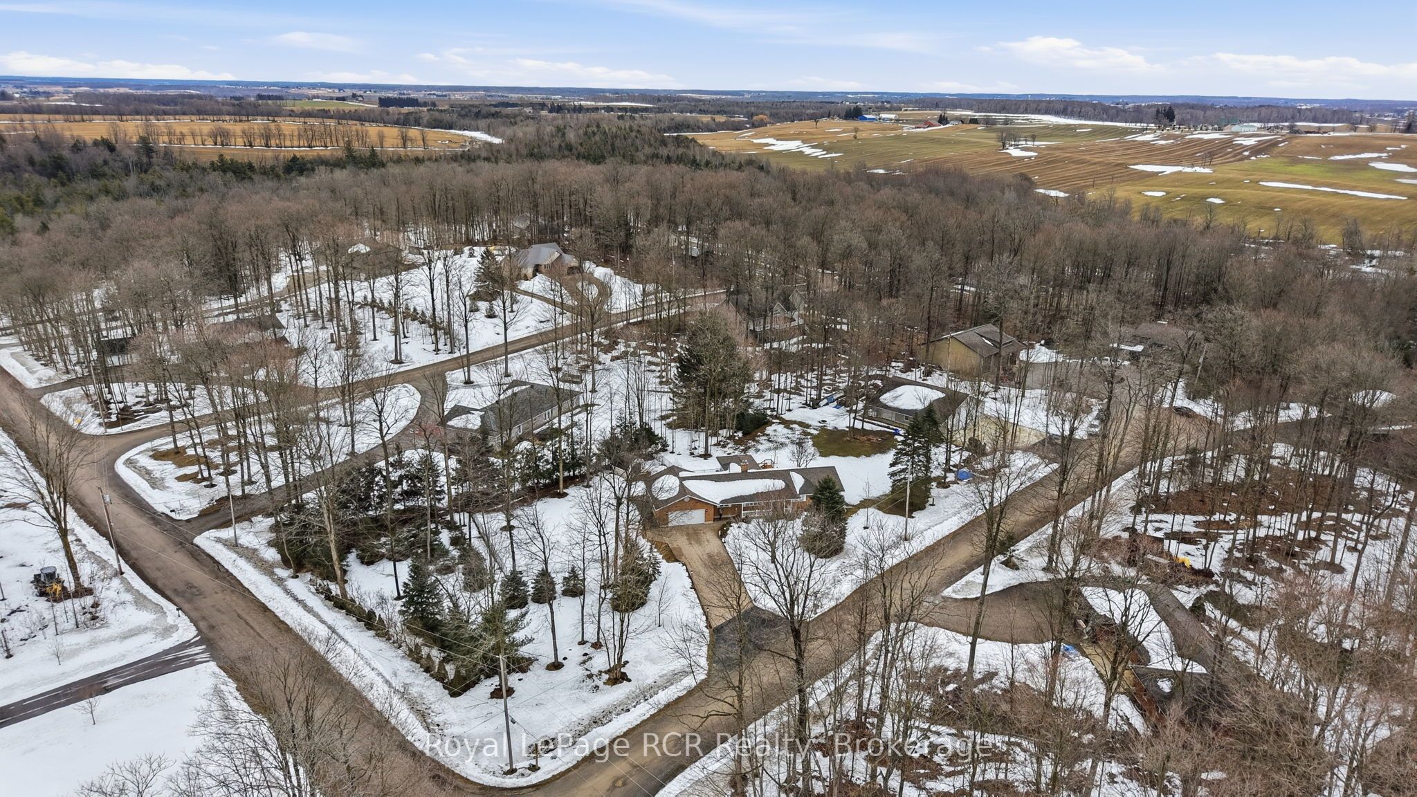 3 Woodland Court, South Bruce, ON N0G 2V0