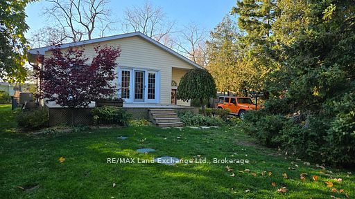 213 Huron Road, Huron-Kinloss, ON N2Z 2X3