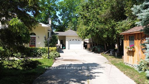 213 Huron Road, Huron-Kinloss, ON N2Z 2X3 photo 5
