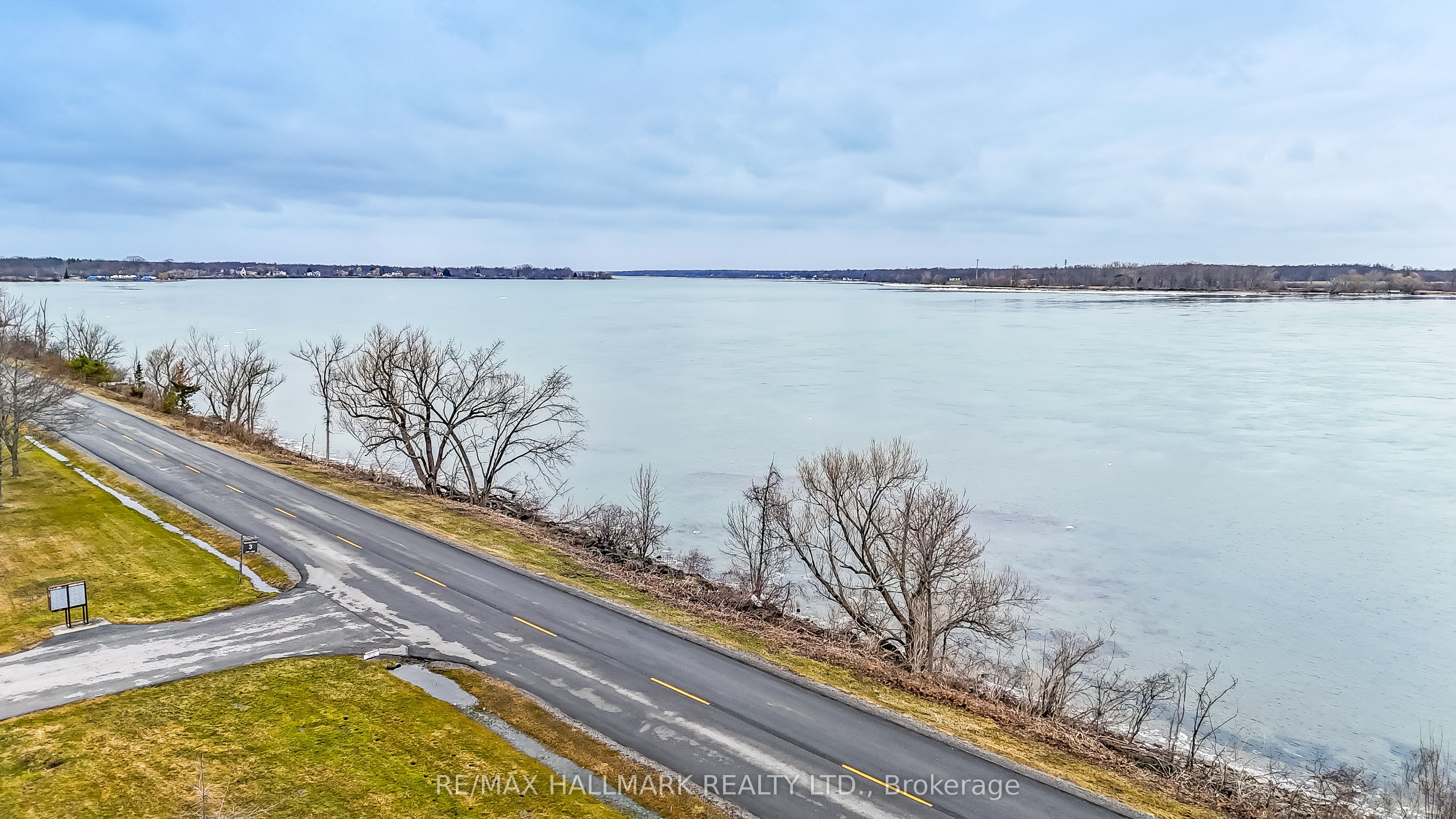 1927 Niagara Parkway, Fort Erie, ON L2A 5M4 photo 5