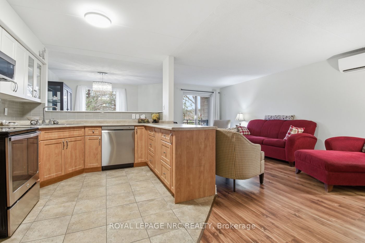 4658 Drummond Road 217, Niagara Falls, ON L2E 7E1 photo 5