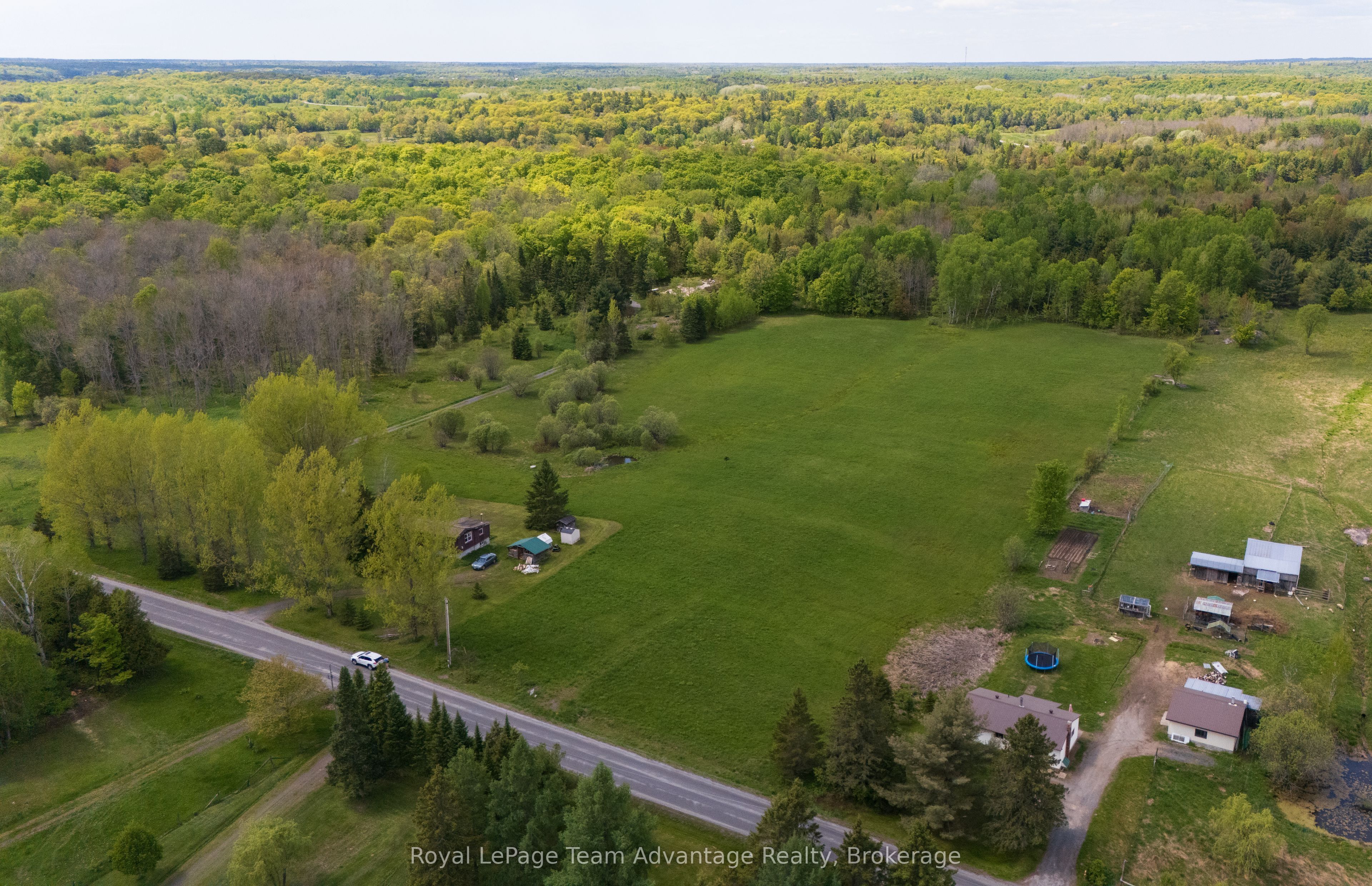 13 Lakeside Drive, McKellar, ON P2A 0B4
