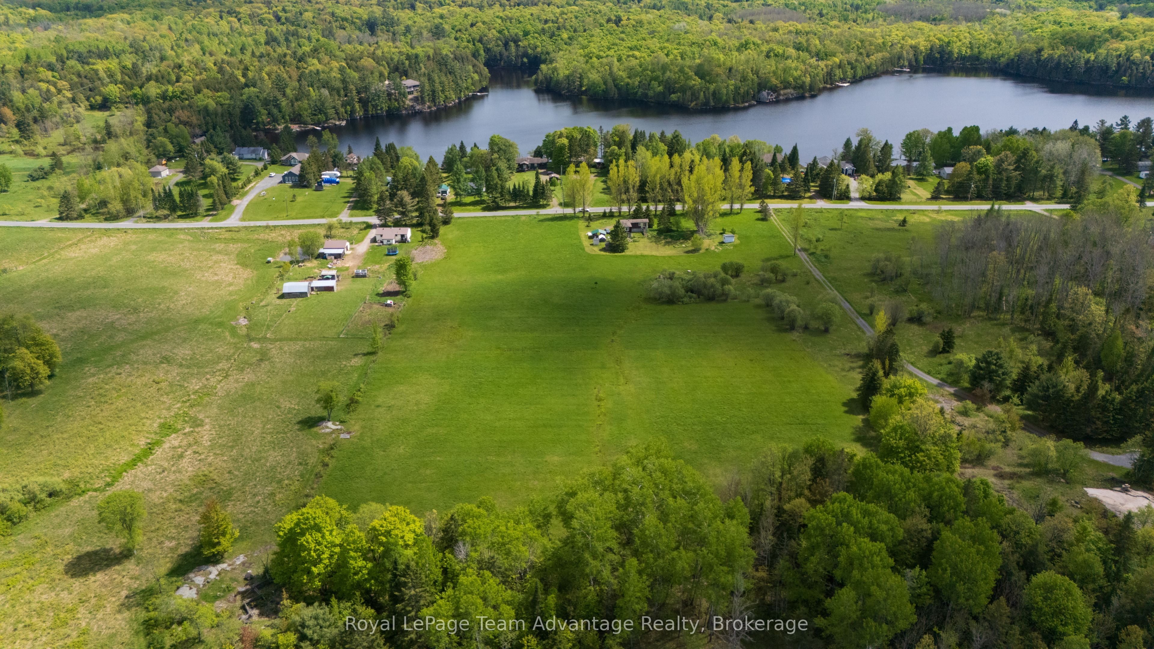 13 Lakeside Drive, McKellar, ON P2A 0B4 photo 5