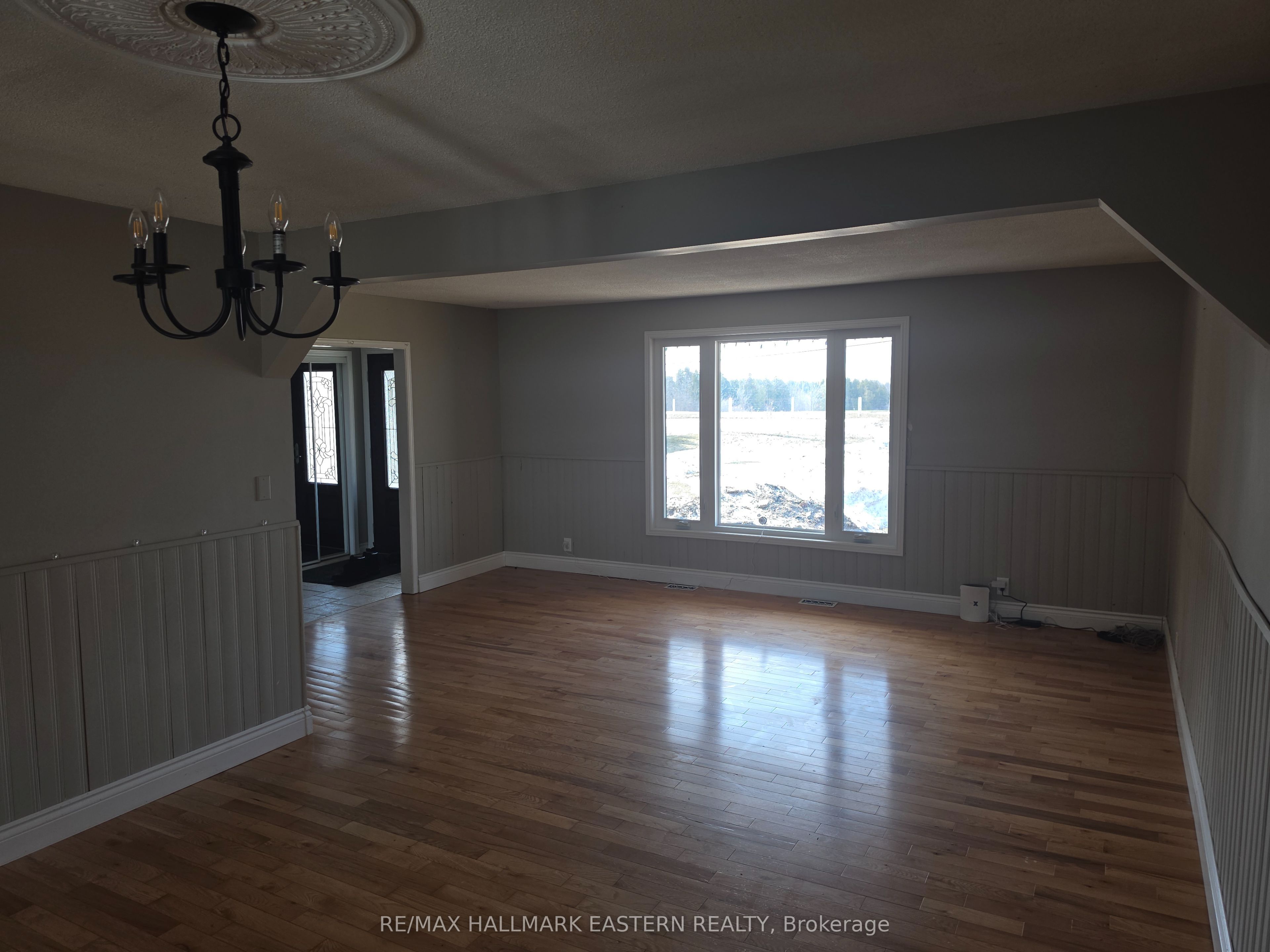1027 Tara Road, Selwyn, ON K0L 1T0 photo 2