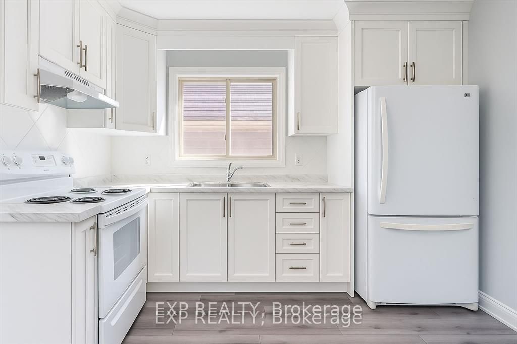 20 Marmora Street, St. Catharines, ON L2P 3C1 photo 4