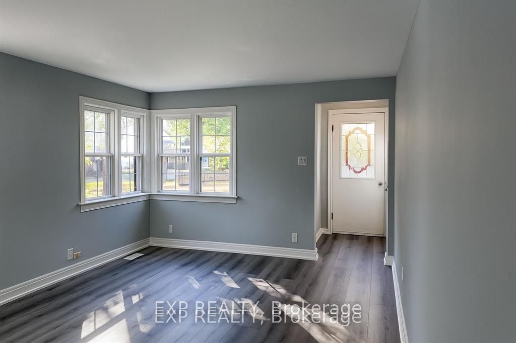 20 Marmora Street, St. Catharines, ON L2P 3C1 photo 5