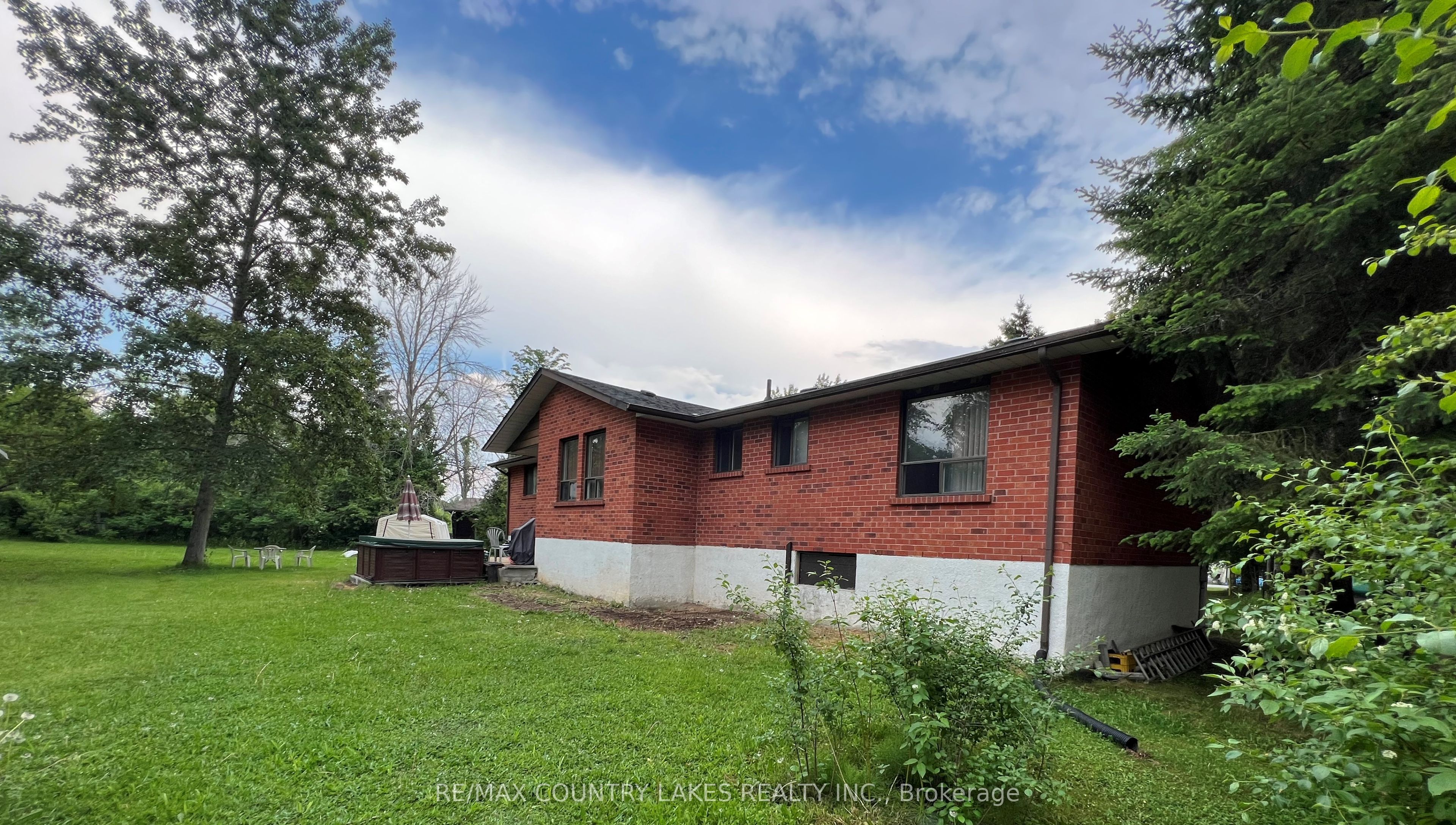 4 MACPHERSON Crescent, Kawartha Lakes, ON K0M 2B0 photo 5