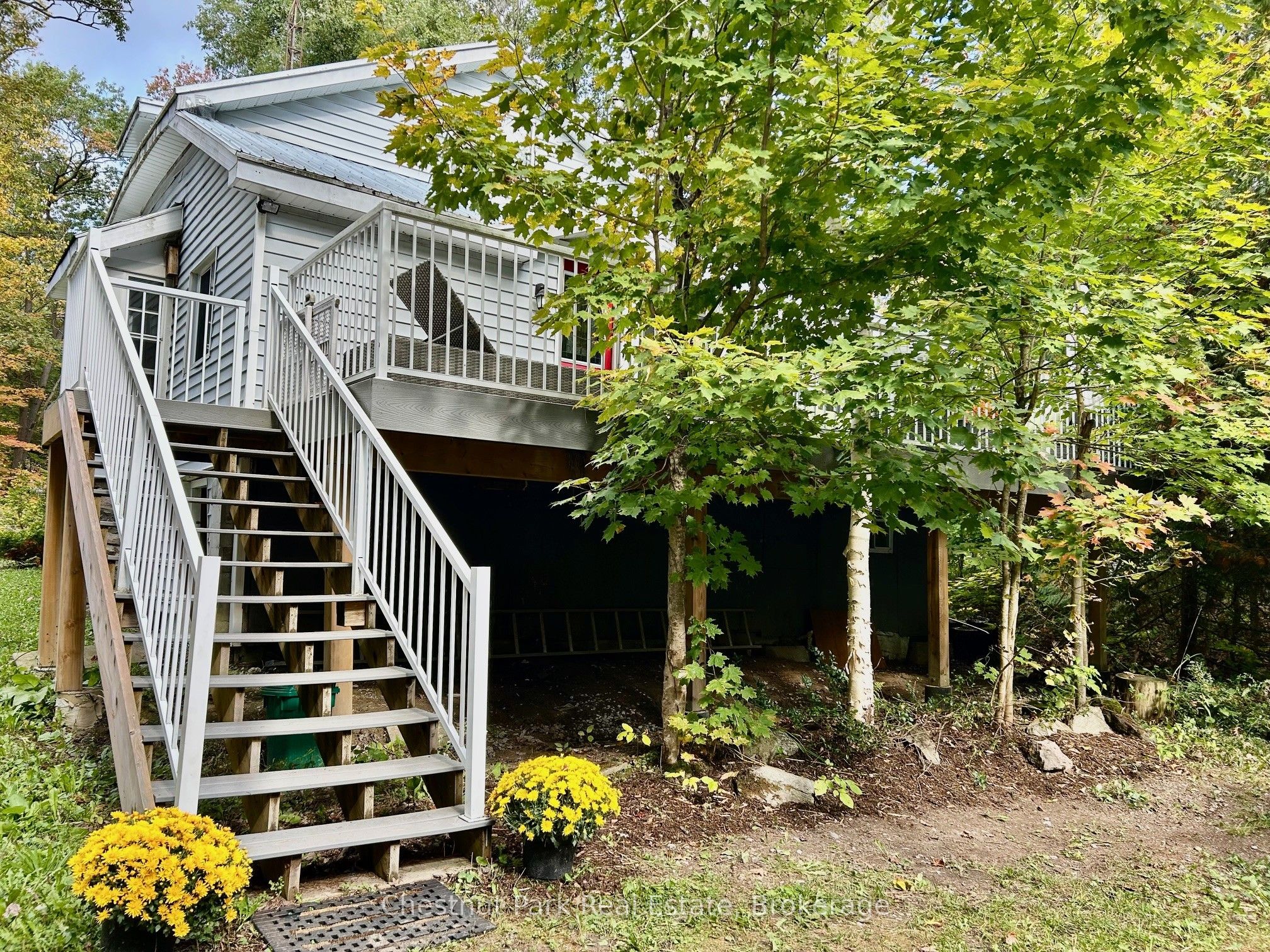 1227-2 North Kahshe Lake rd Road, Gravenhurst, ON P0E 1G0