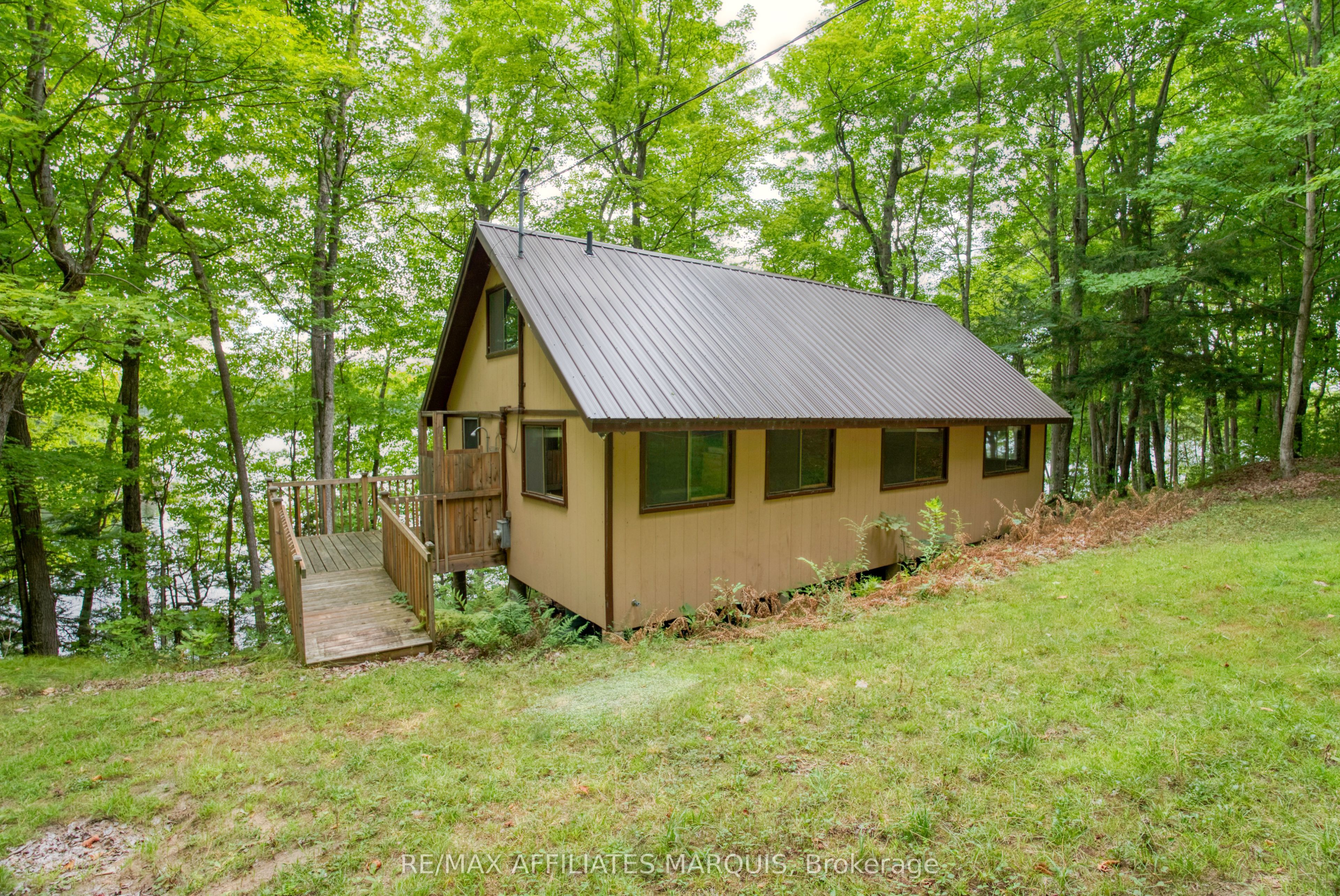 75 S Demerling Lane S, Frontenac, ON K0H 1T0