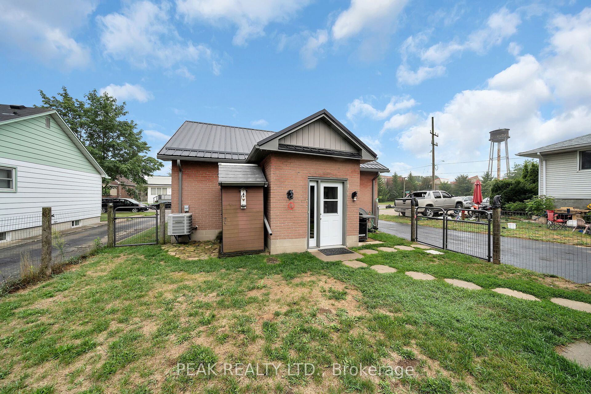 205 Crysler Street, Norfolk, ON N4B 1H9 photo 5