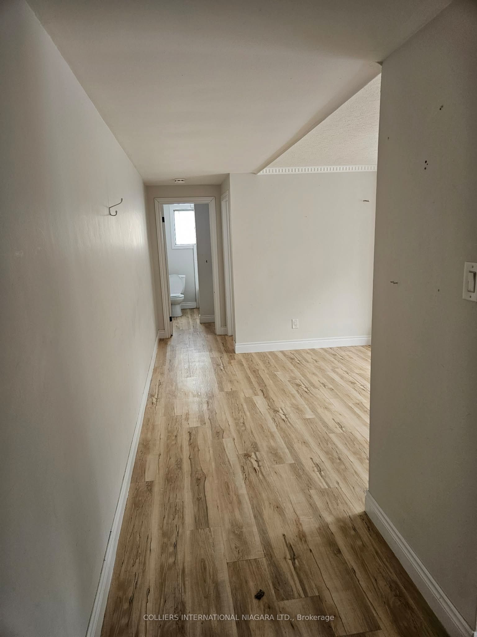6256 Barker Street 3, Niagara Falls, ON L2G 1Y7 photo 3