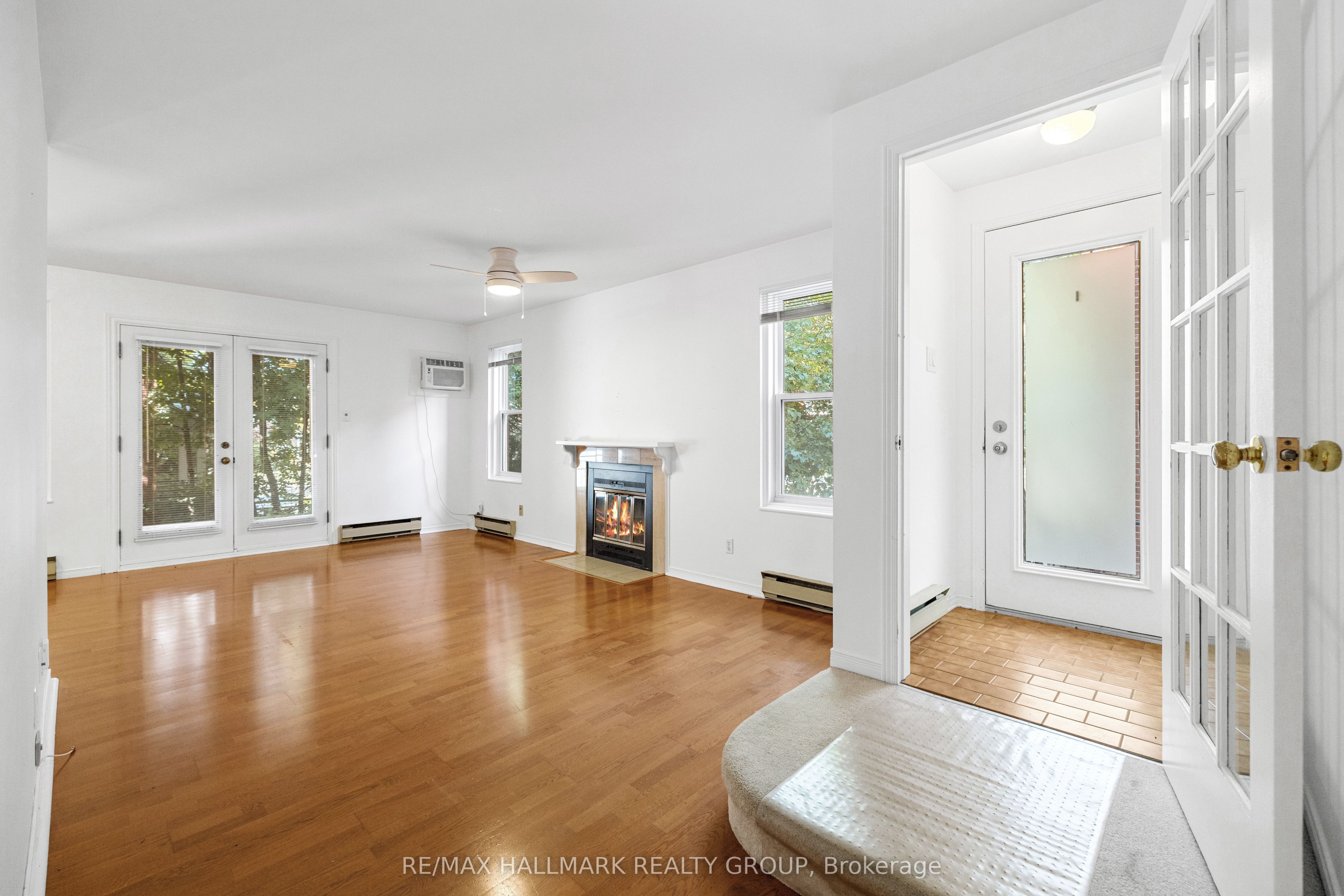 19 Montcalm Street 2, Glebe - Ottawa East and Area, ON K1S 0A2
