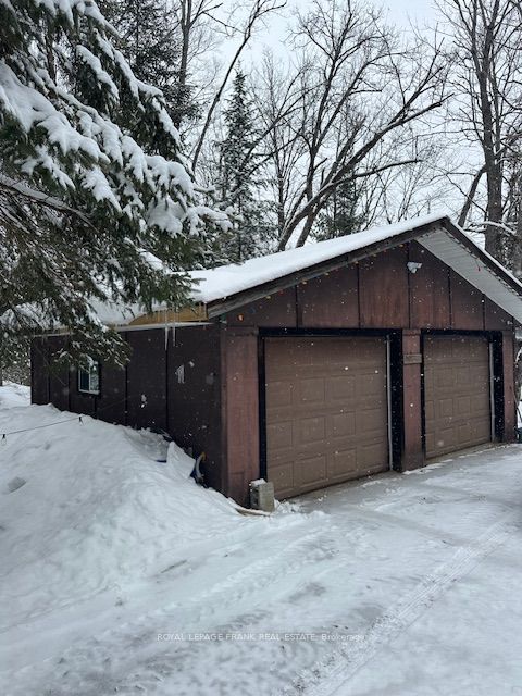 1013 Merrick Drive, Bracebridge, ON P1L 1X1 photo 2