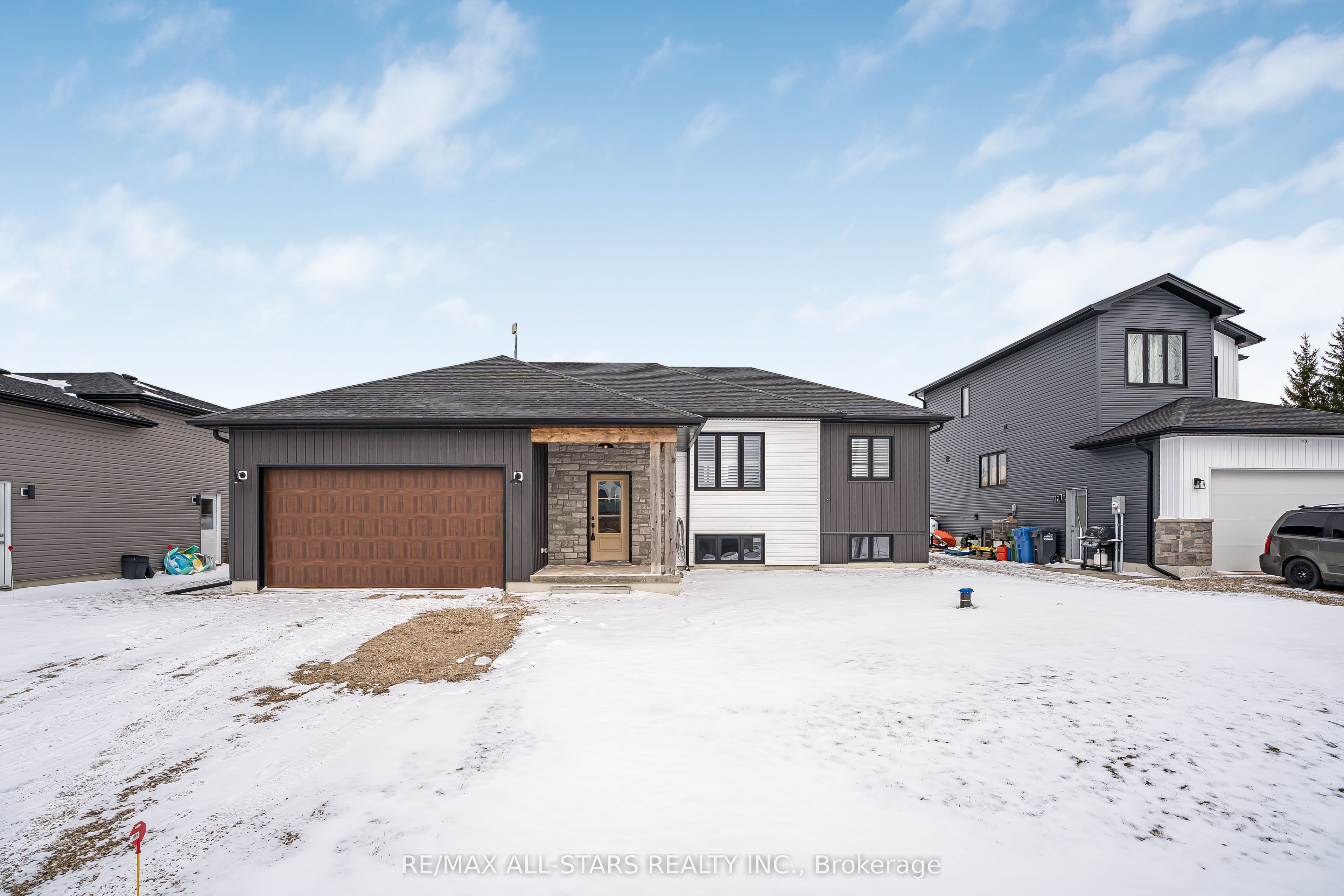 103 Edgar Street, Southgate, ON N0C 1L0 photo 2