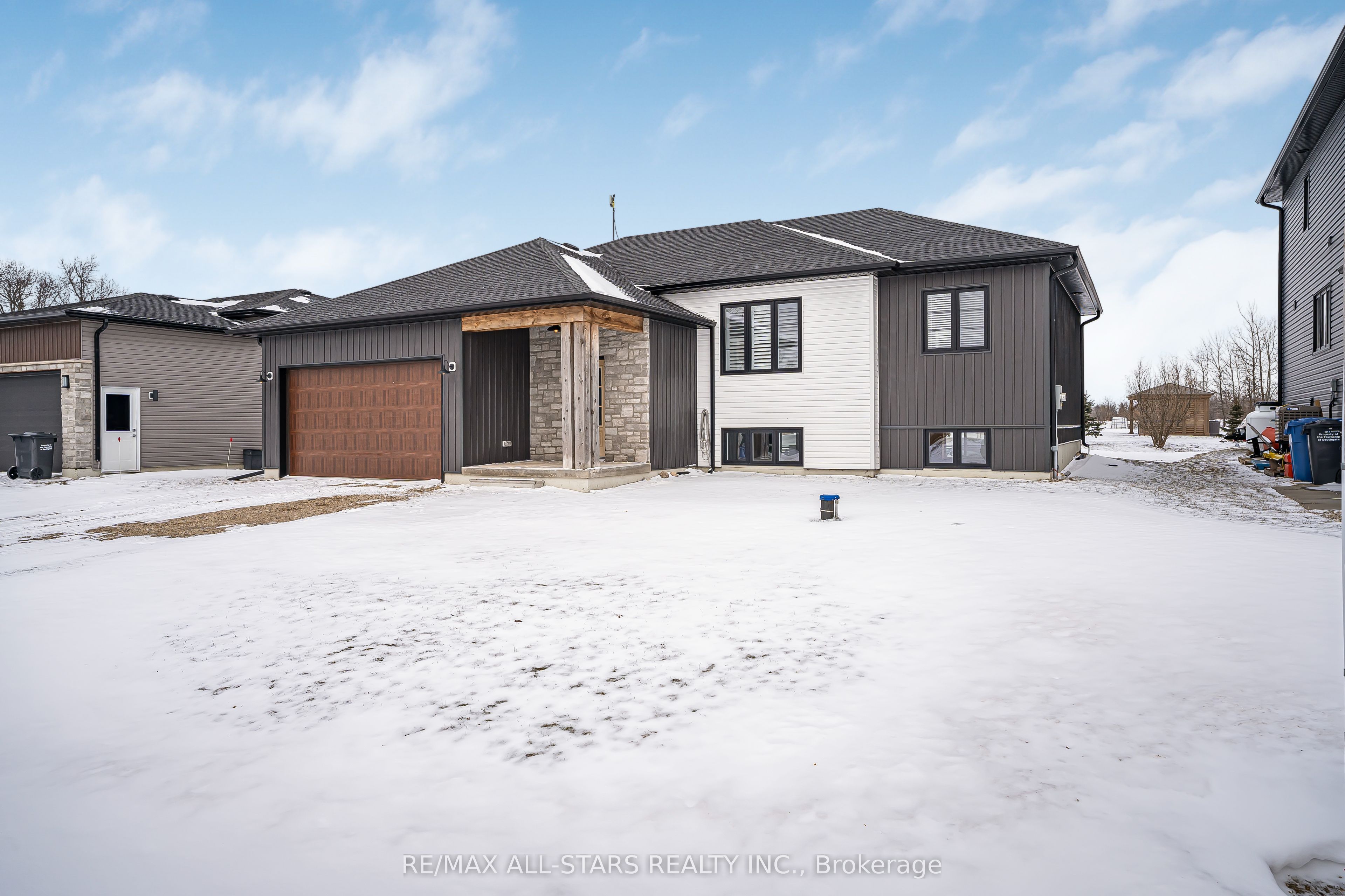 103 Edgar Street, Southgate, ON N0C 1L0 photo 3