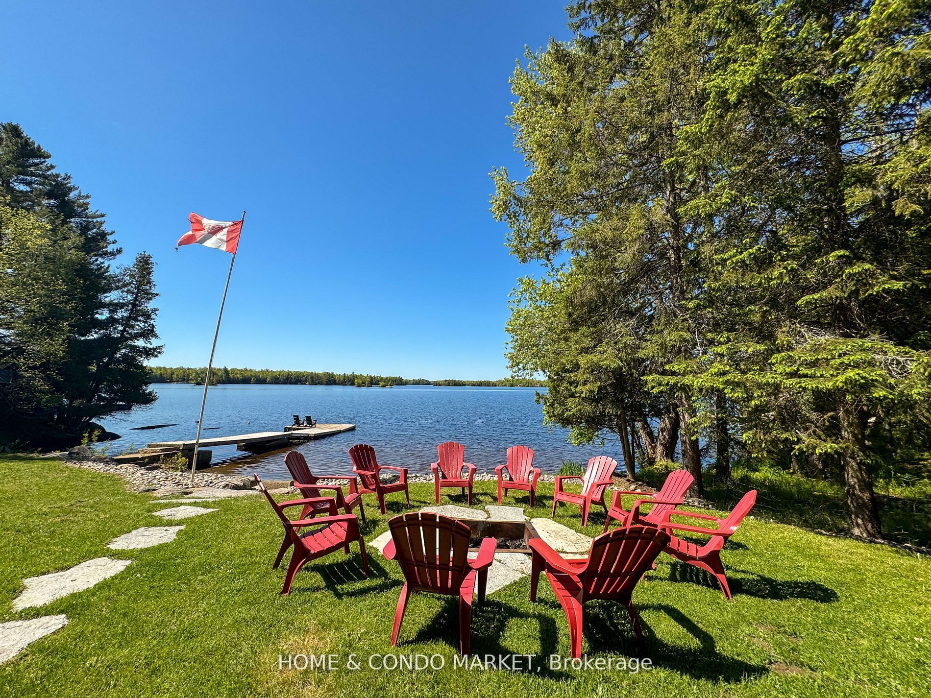 14 Charles Avenue, McKellar, ON P2A 0B4 photo 3