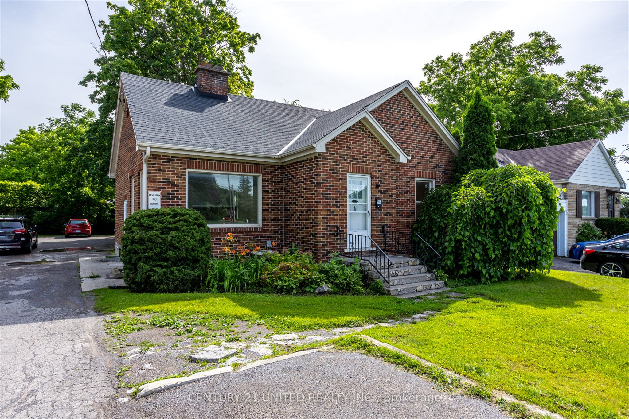 878 Chemong Road, Peterborough, ON K9H 5Z8 photo 2