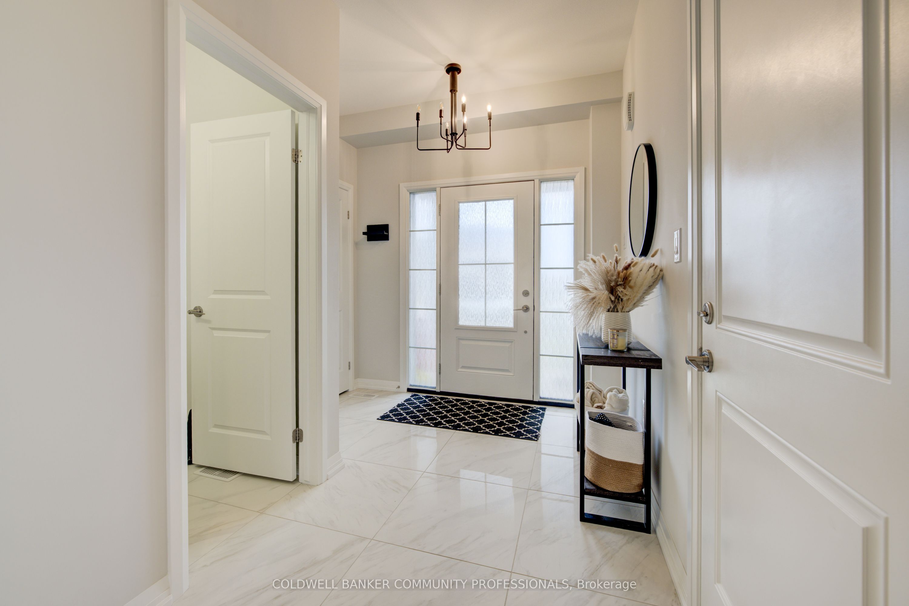 36 Alicia Crescent, Thorold, ON L3C 7M5 photo 3