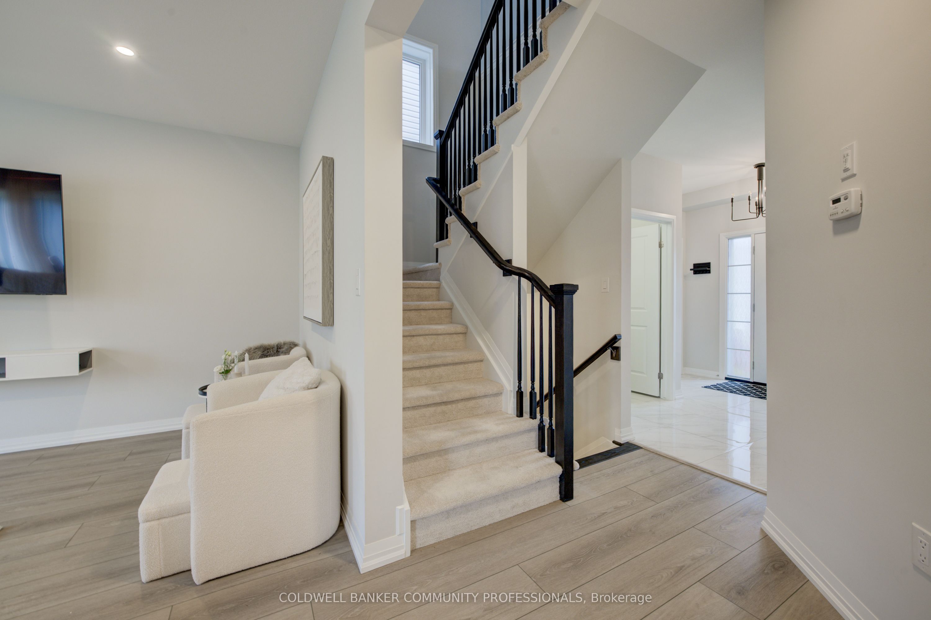 36 Alicia Crescent, Thorold, ON L3C 7M5 photo 4