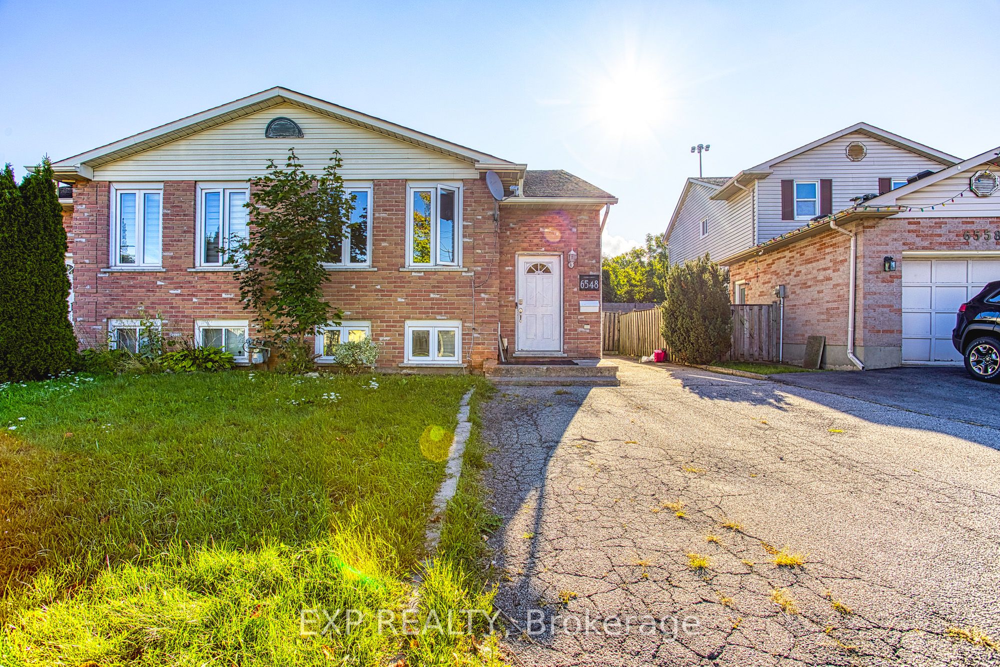 6548 Laguna Court, Niagara Falls, ON L2H 2W3